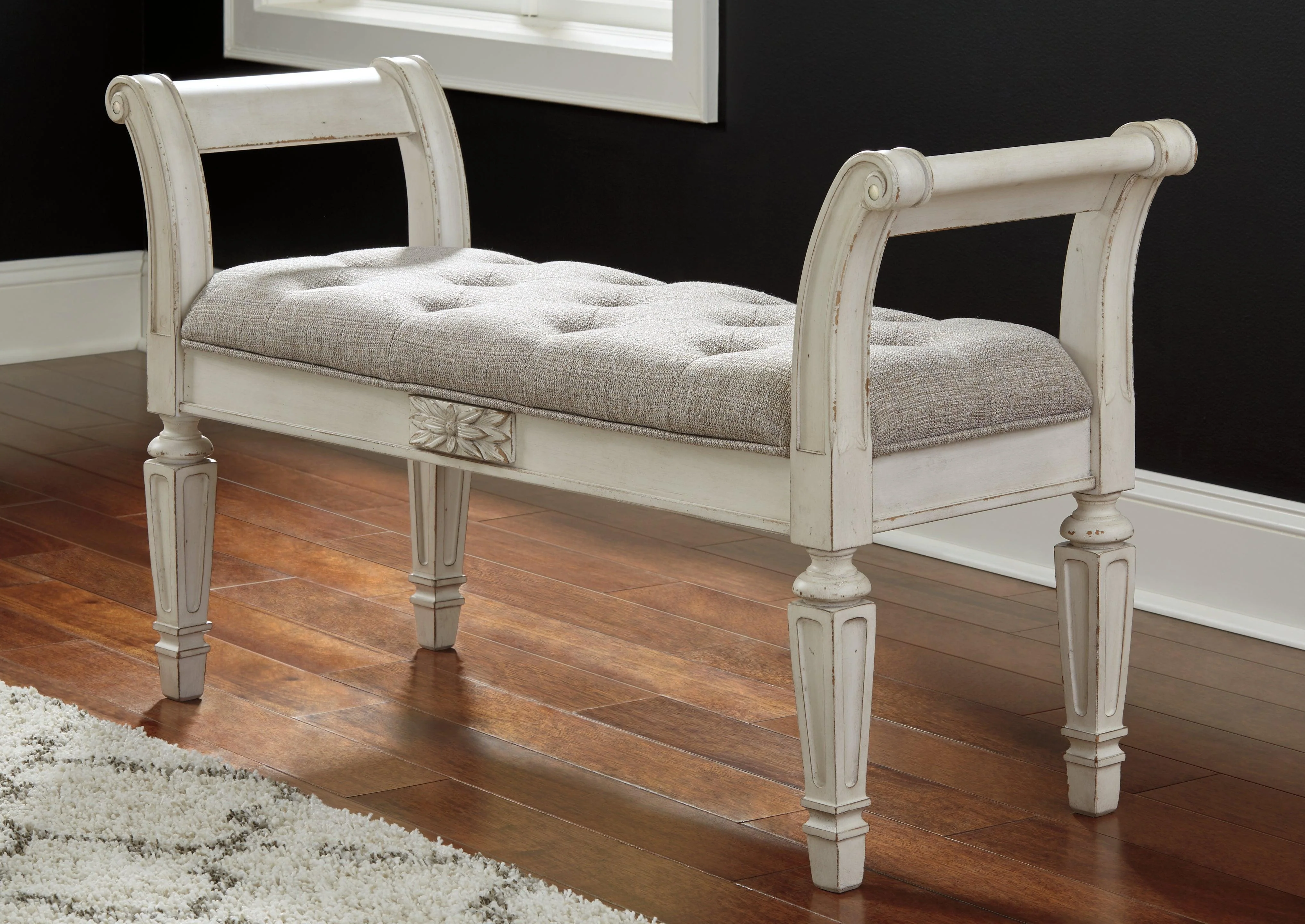 Realyn Antique White Accent Bench - Image 3