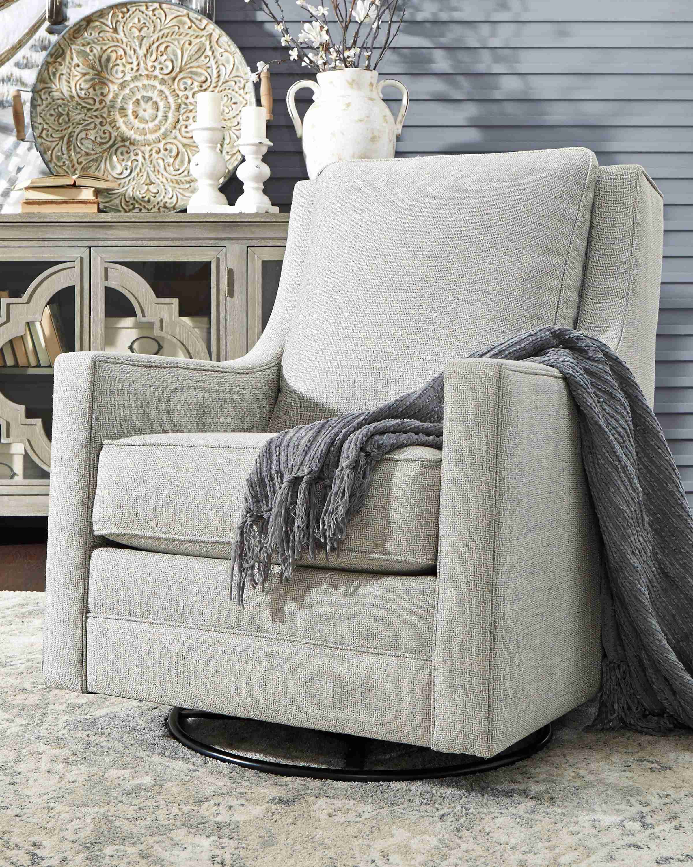 Kambria Frost Accent Chair - Image 3