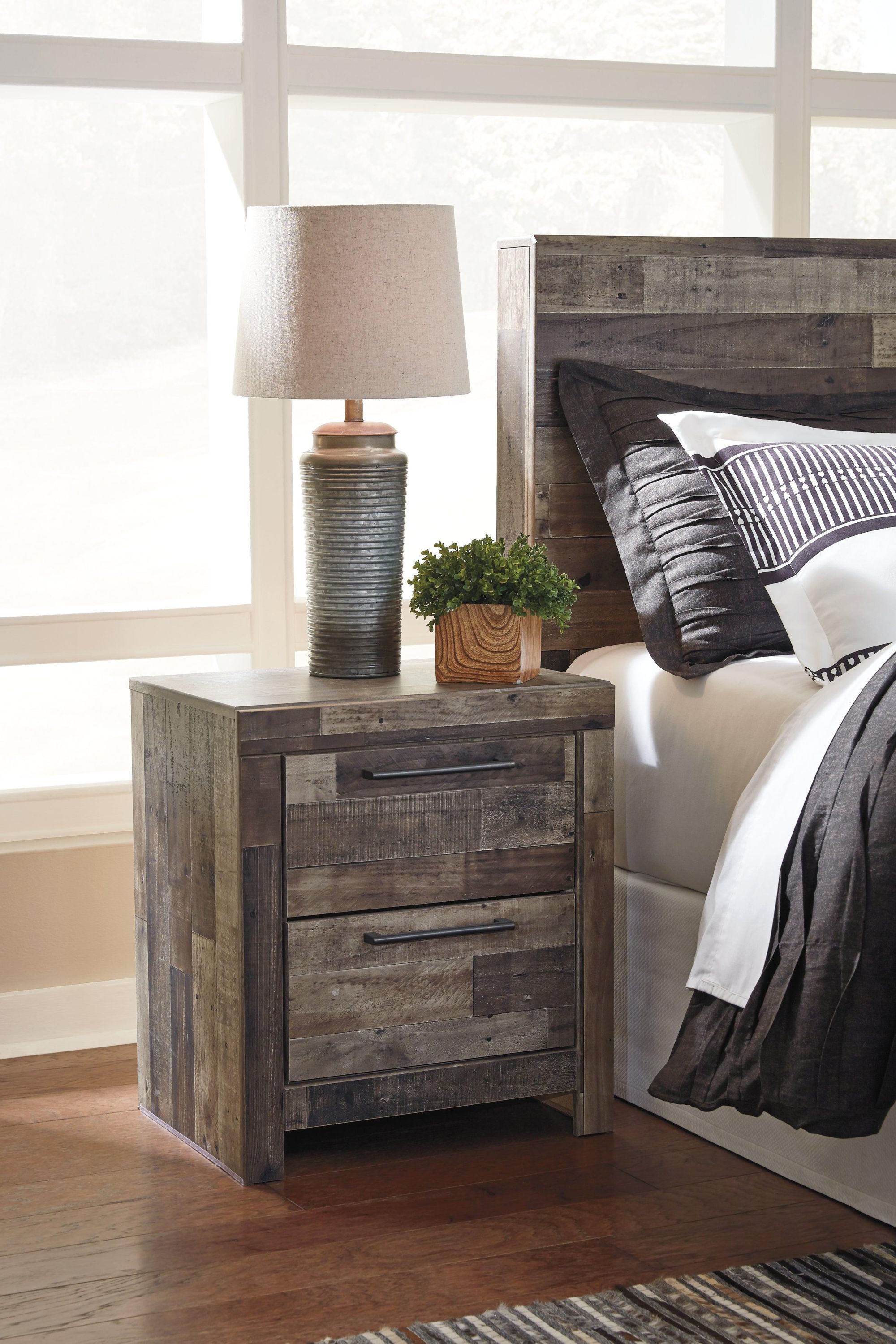 Derekson Multi Gray Nightstand - Image 3