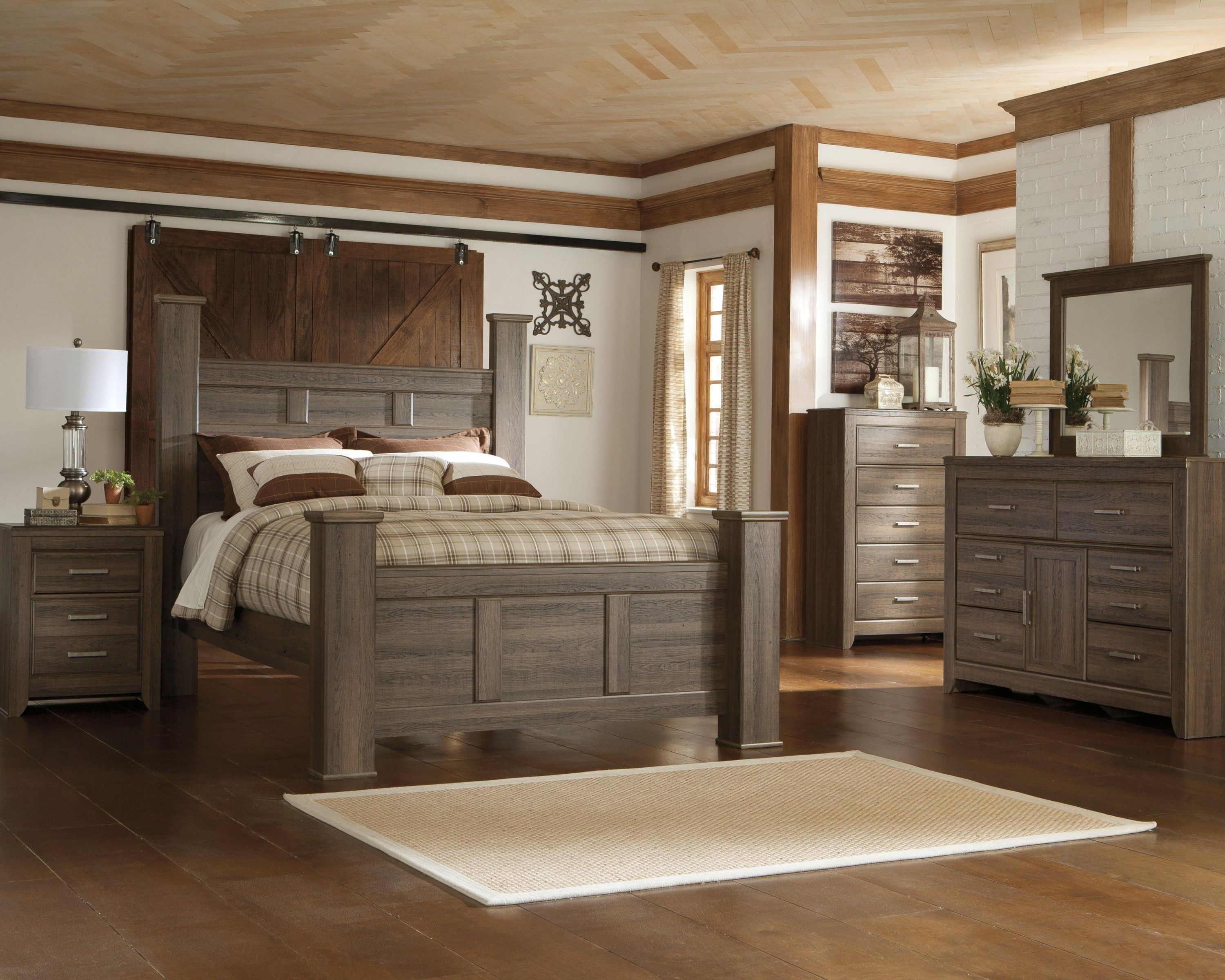 Juararo Dark Brown Queen Poster Bed - Image 3