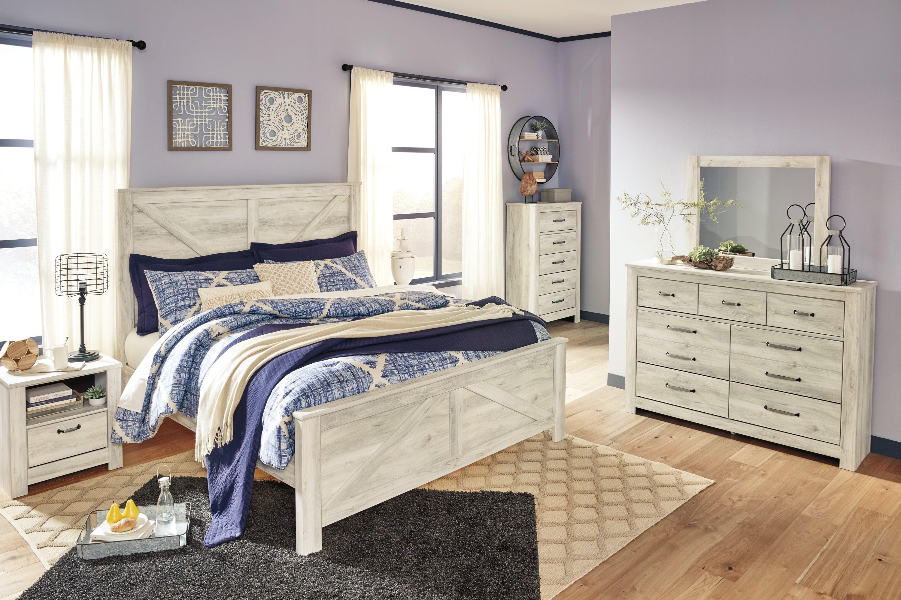 Bellaby Whitewash King Crossbuck Panel Bed - Image 3