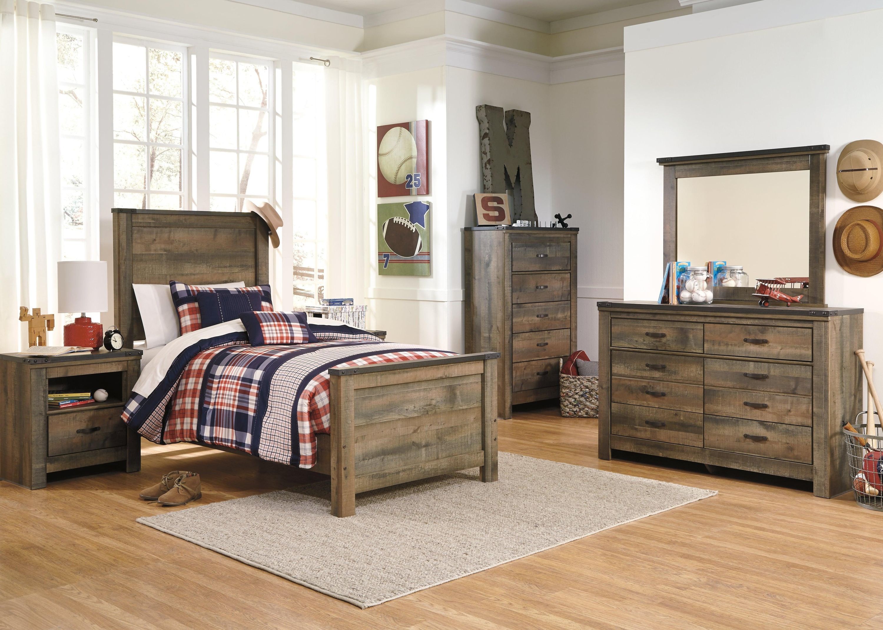 Trinell Brown Twin Panel Bed - Image 3