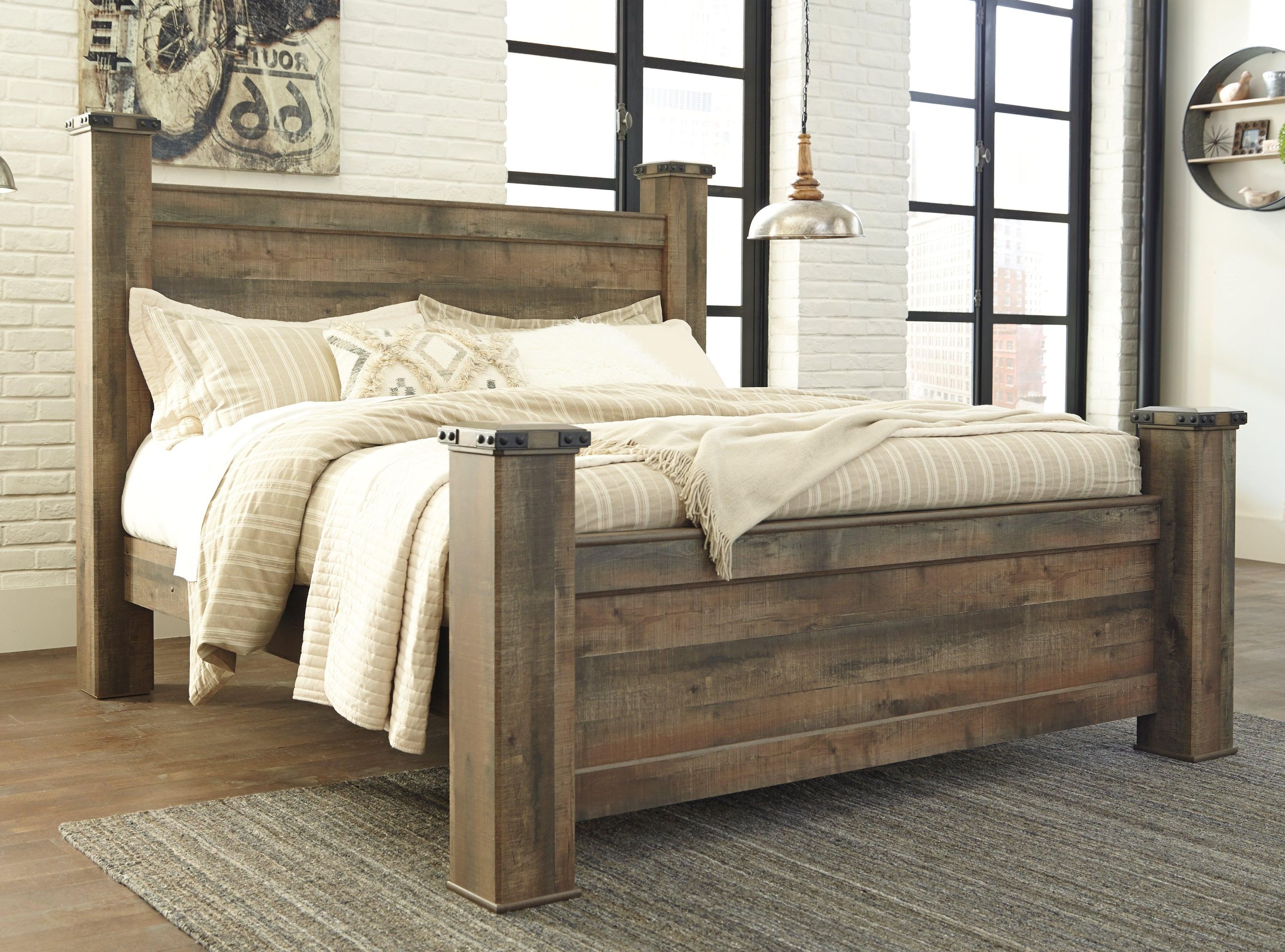 Trinell Brown King Poster Bed - Image 3