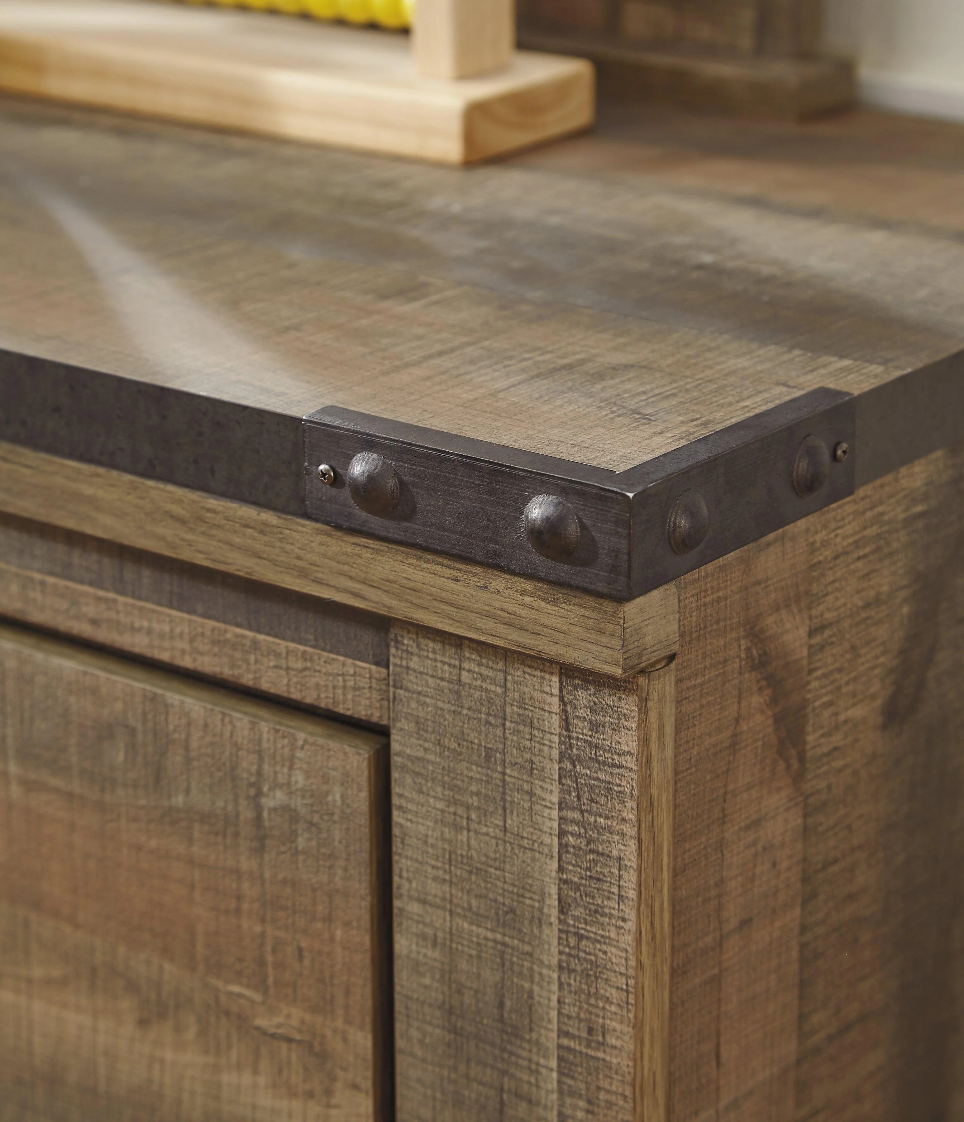 Trinell Brown Chest Of Drawers - Image 3