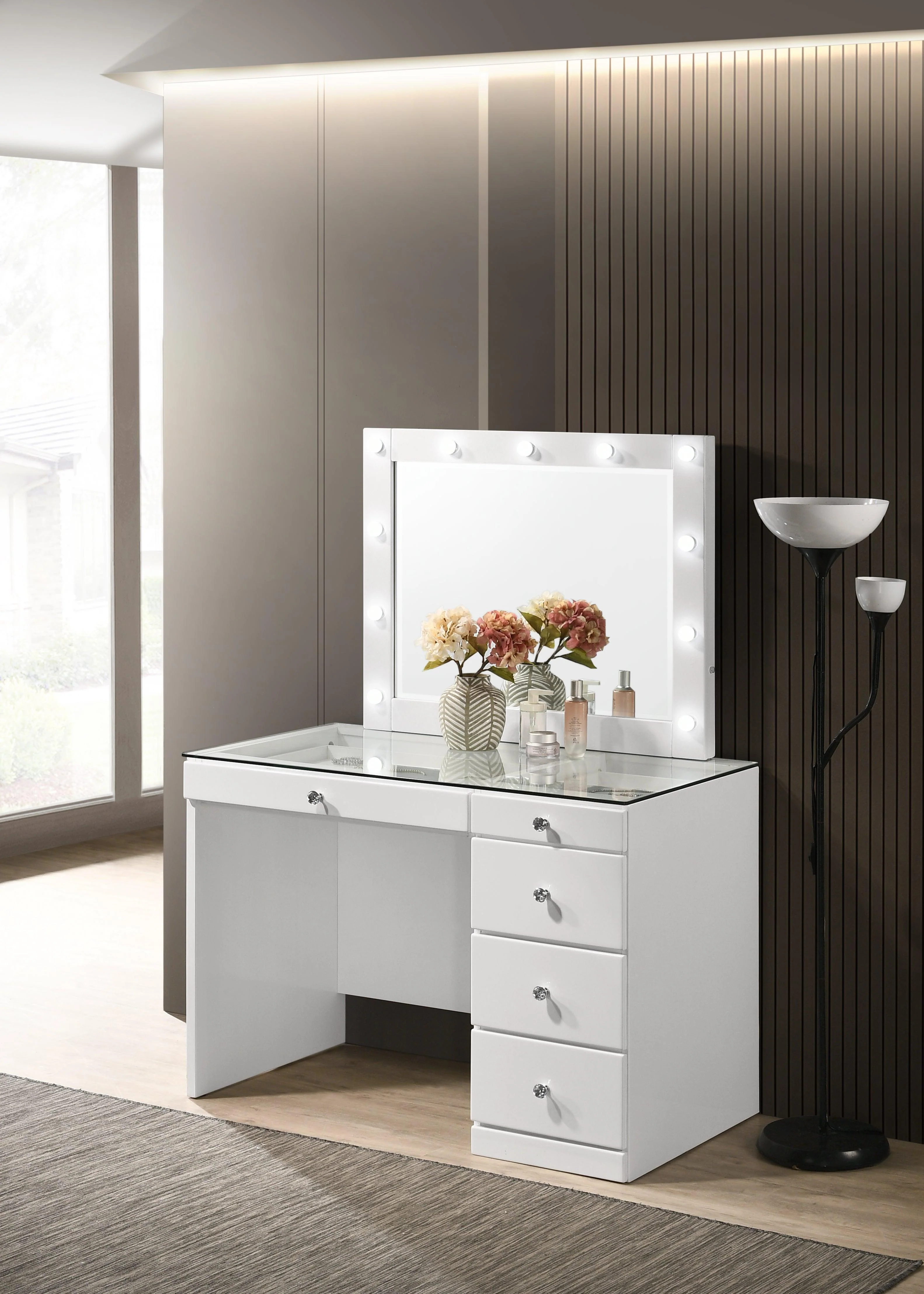 Morgan White Vanity Set - Image 2