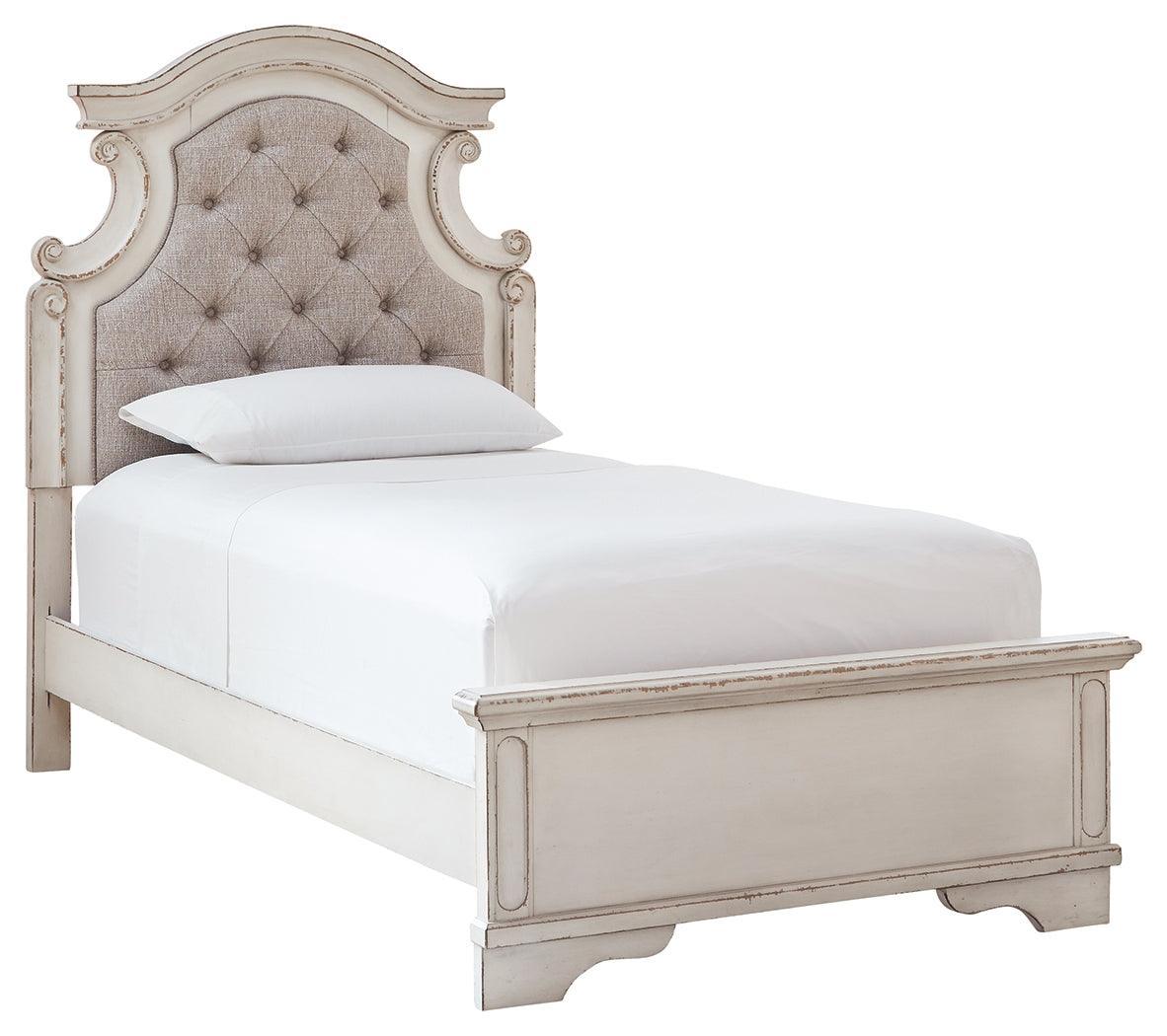 Realyn Chipped White Twin Panel Bed - Image 2