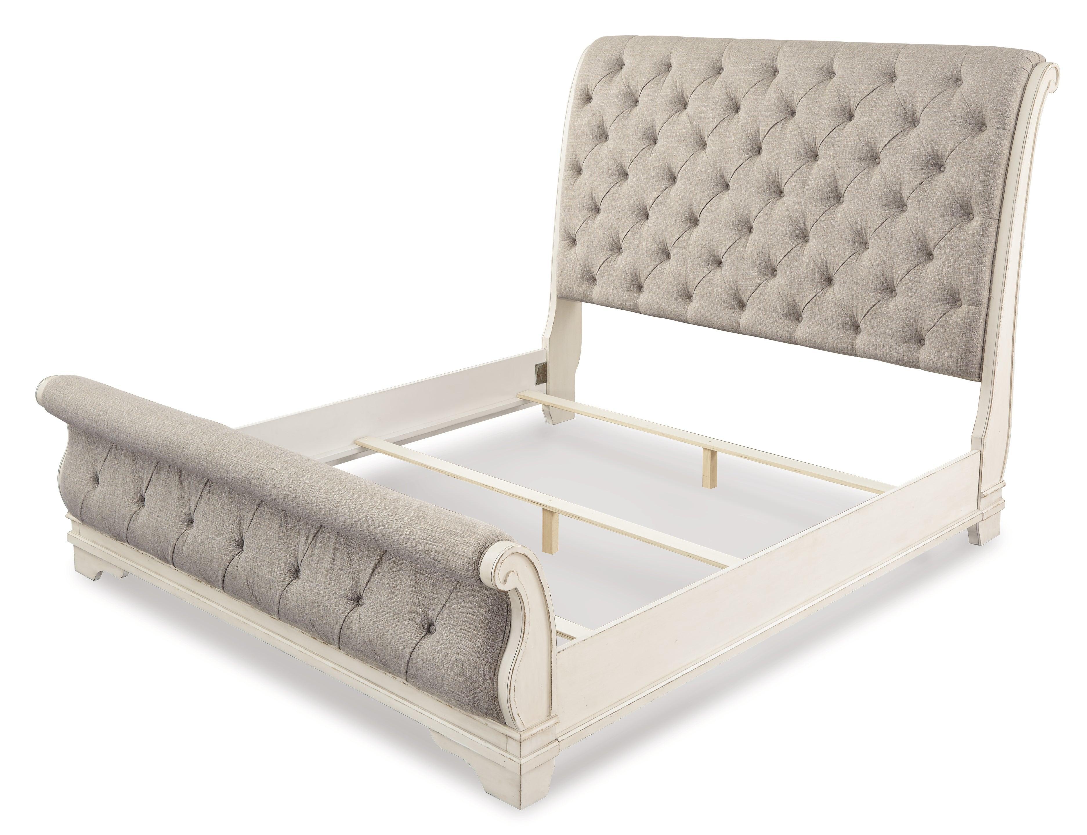 Realyn Chipped White King Sleigh Bed - Image 3