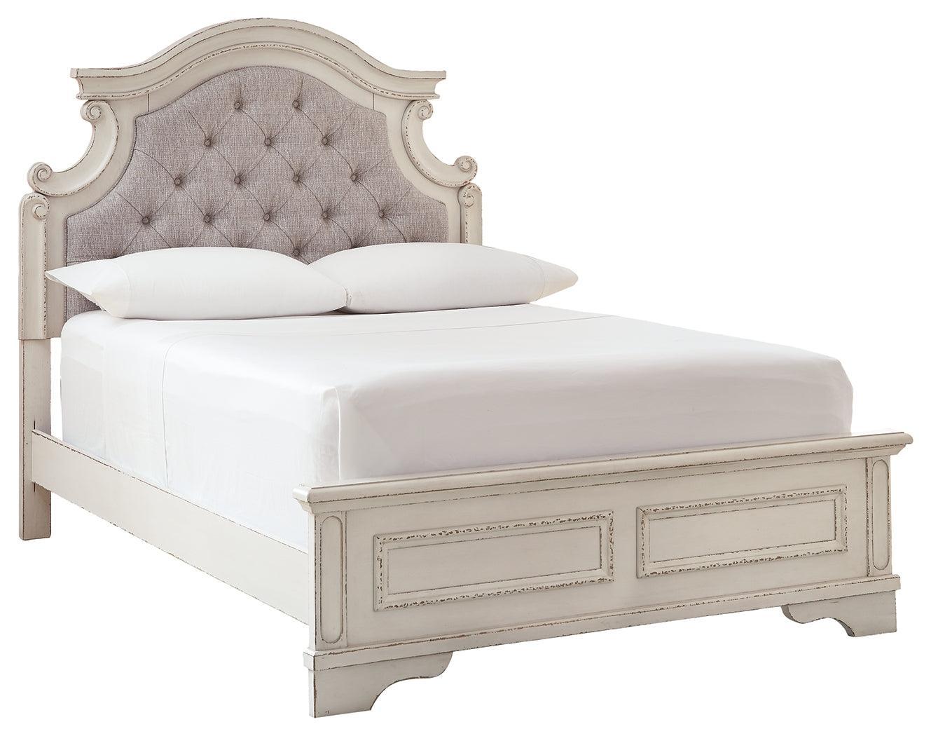 Realyn Chipped White Full Panel Bed - Image 2