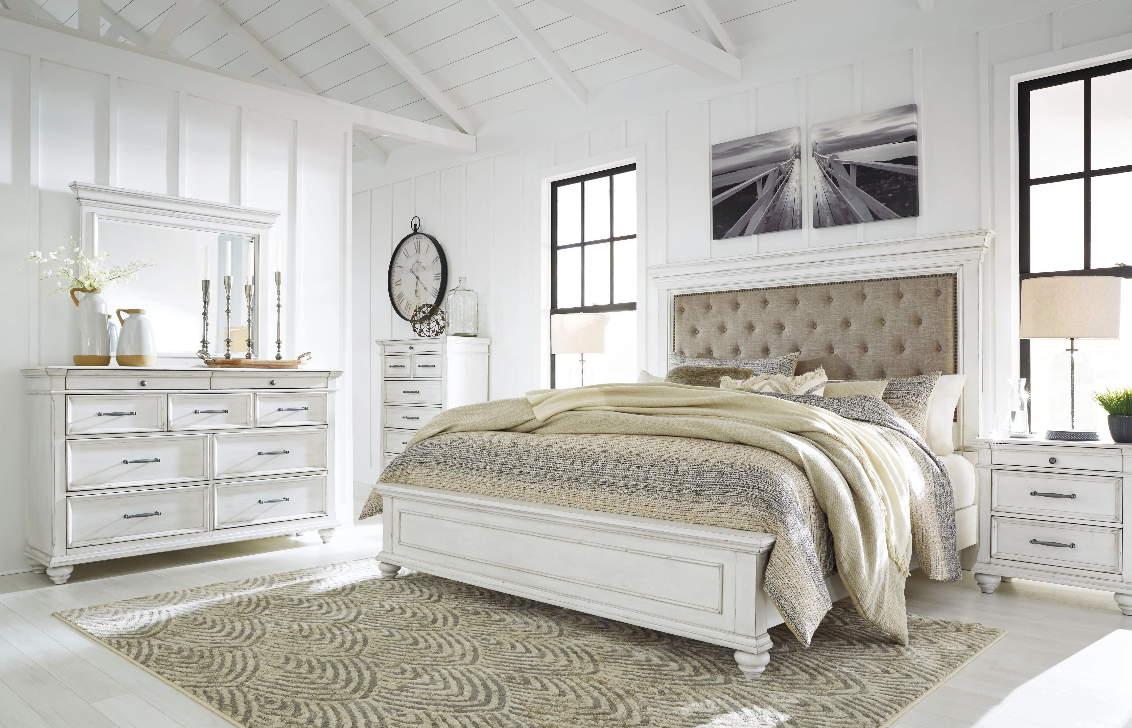 Kanwyn Whitewash Upholstered Panel Bedroom Set - Image 2