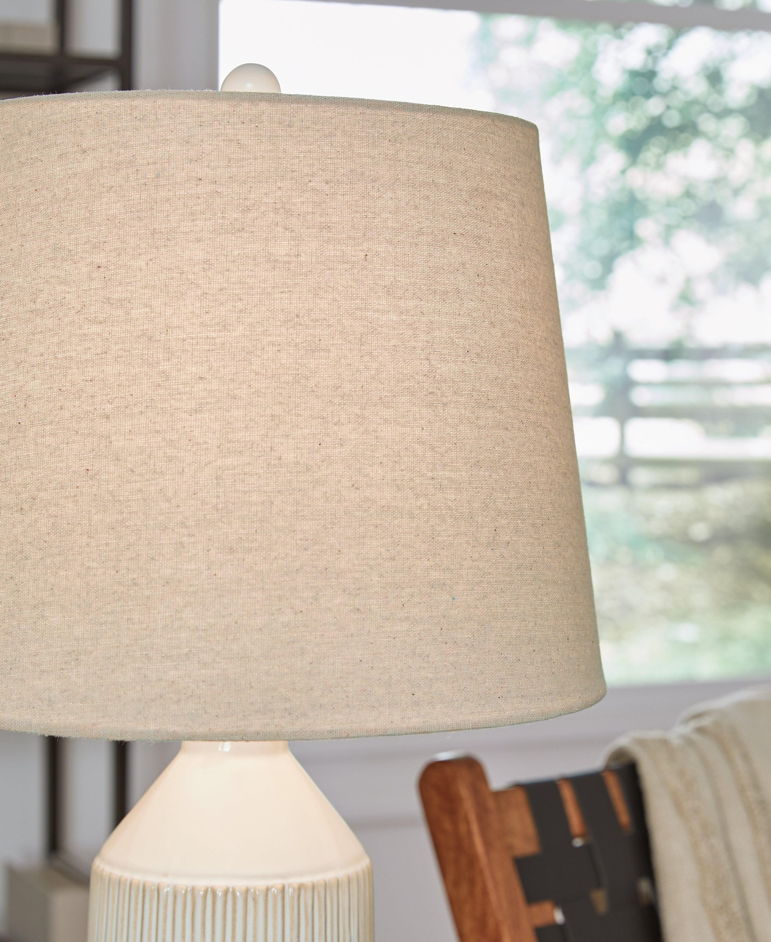 Willport Off White Table Lamp (Set of 2) - Image 3