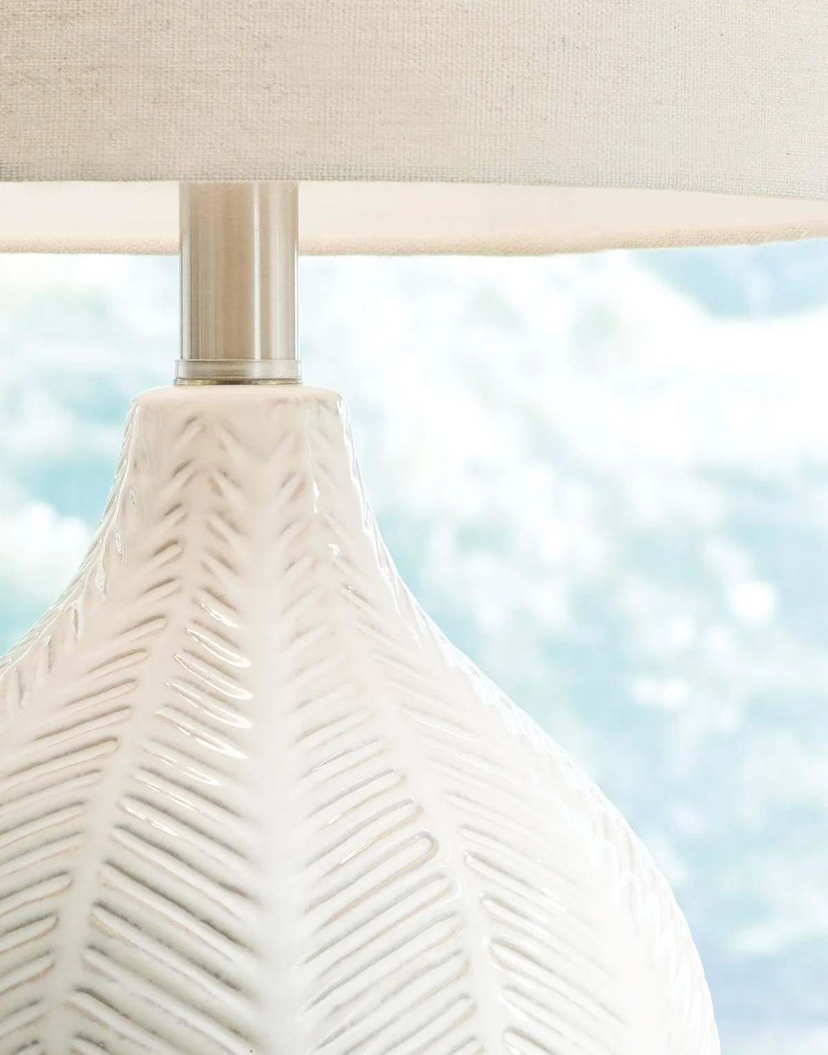 Rainermen Off White Table Lamp - Image 3