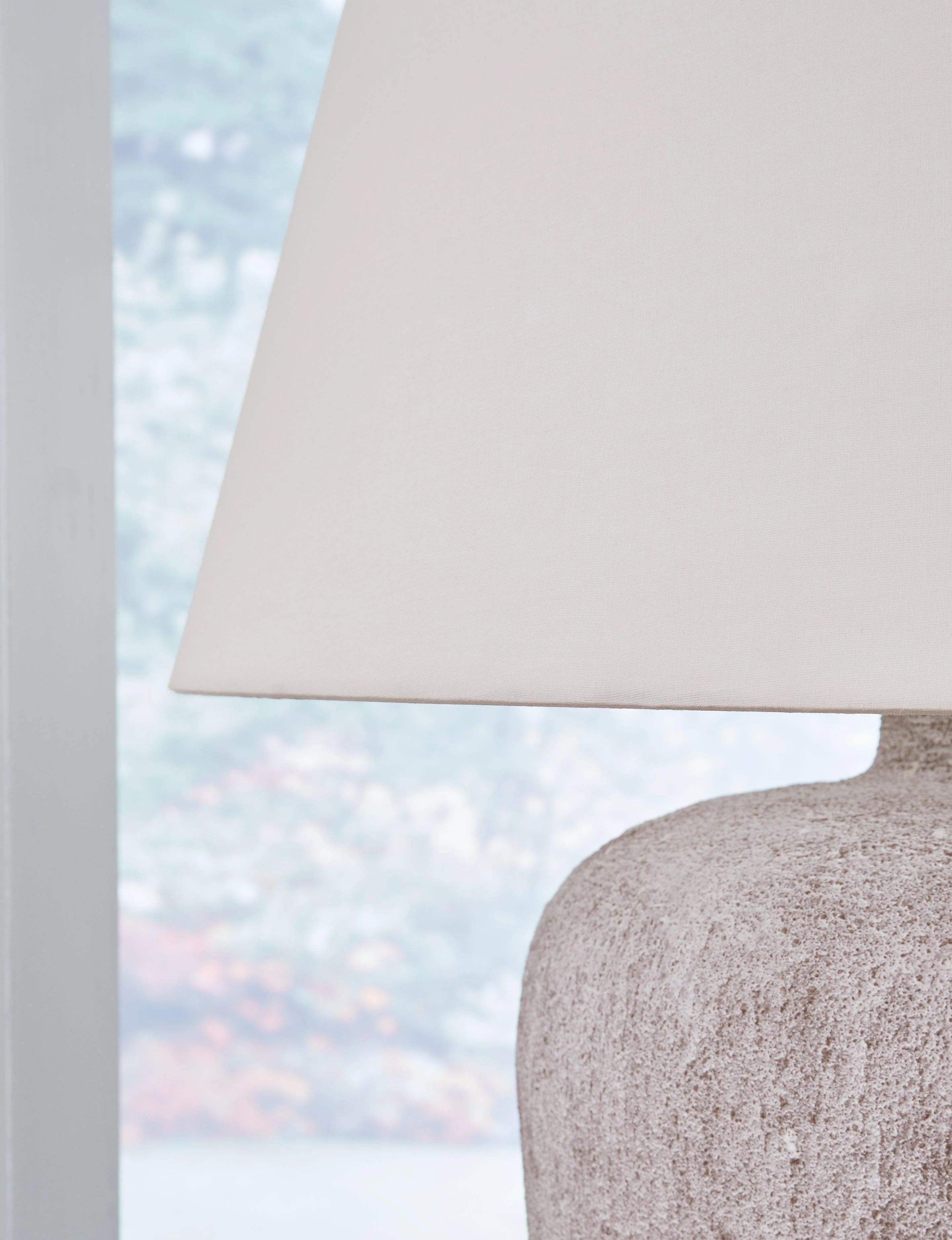 Danry Distressed Cream Table Lamp - Image 3