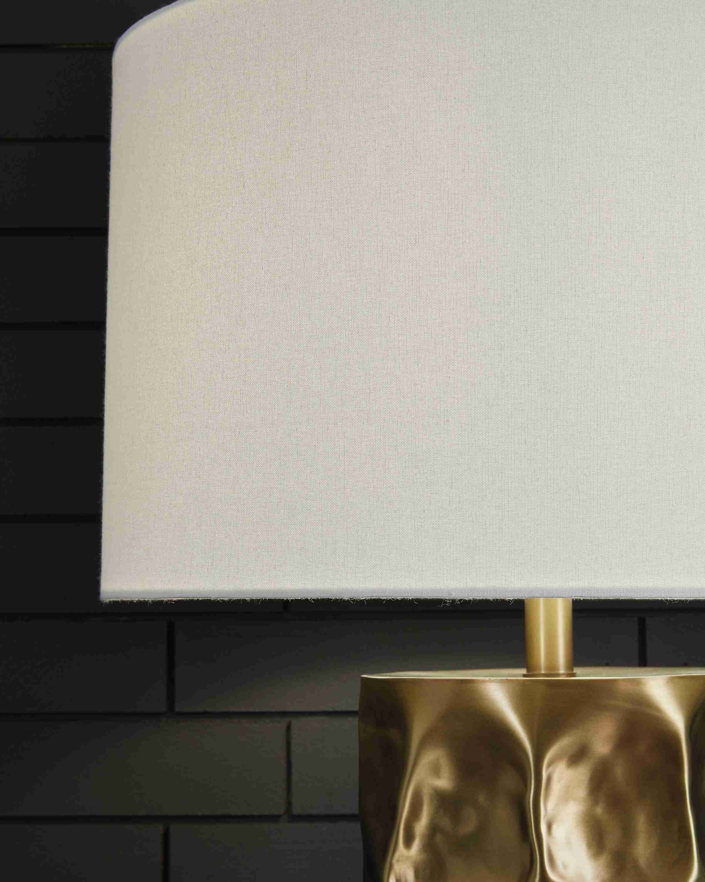 Marshawn Gold Finish Table Lamp - Image 3