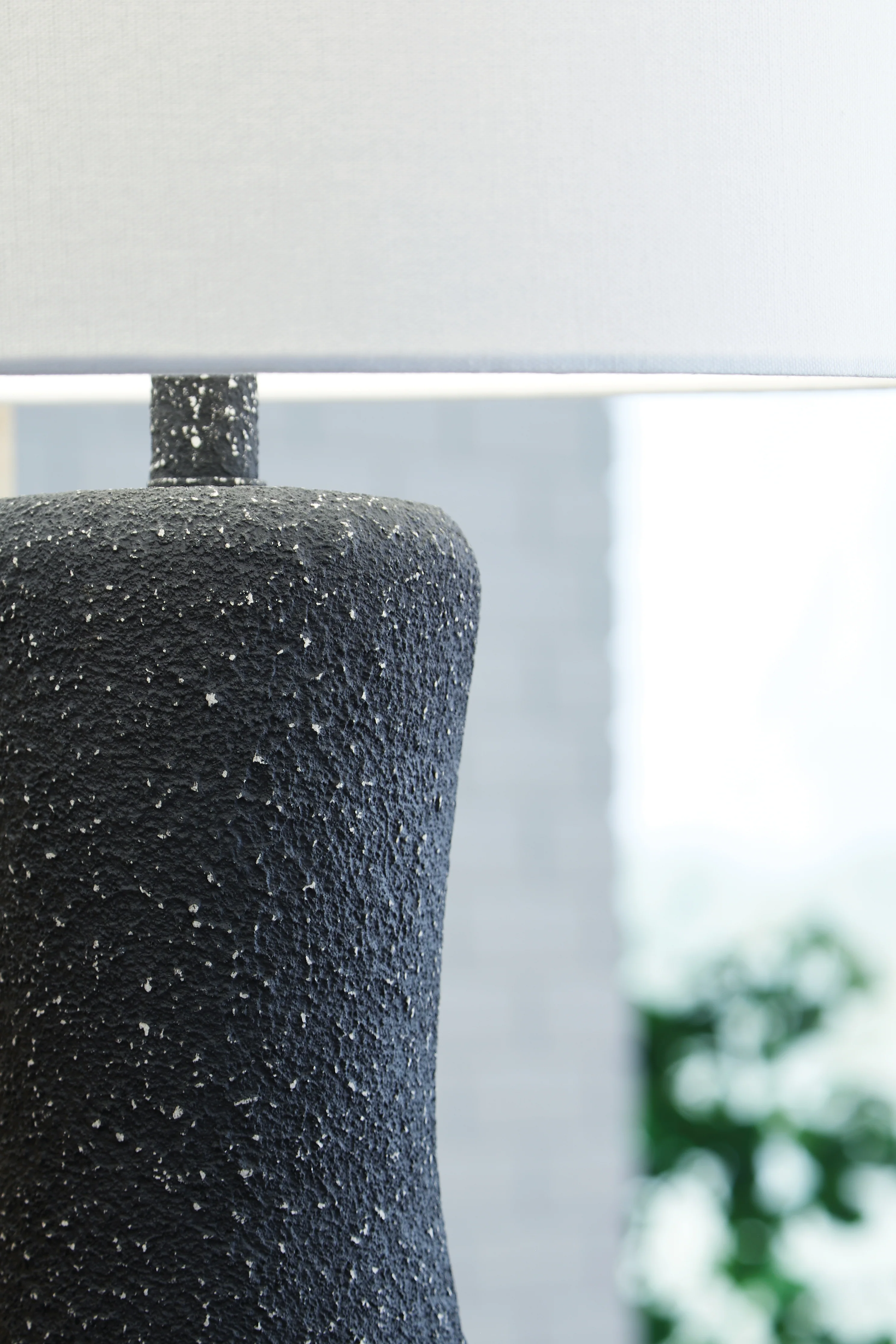 Maykins Black Table Lamp - Image 3