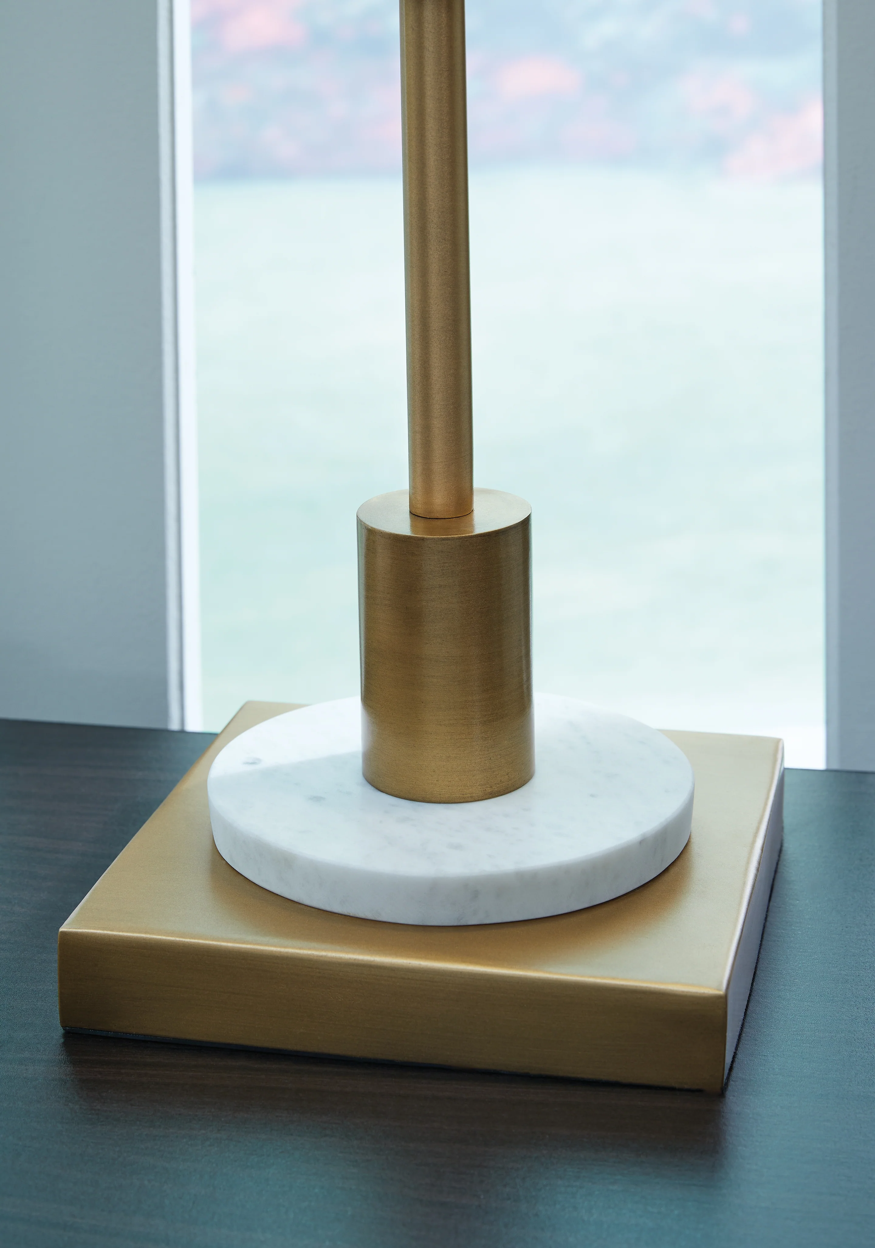 Fritzburn Gold Finish/White Table Lamp - Image 3