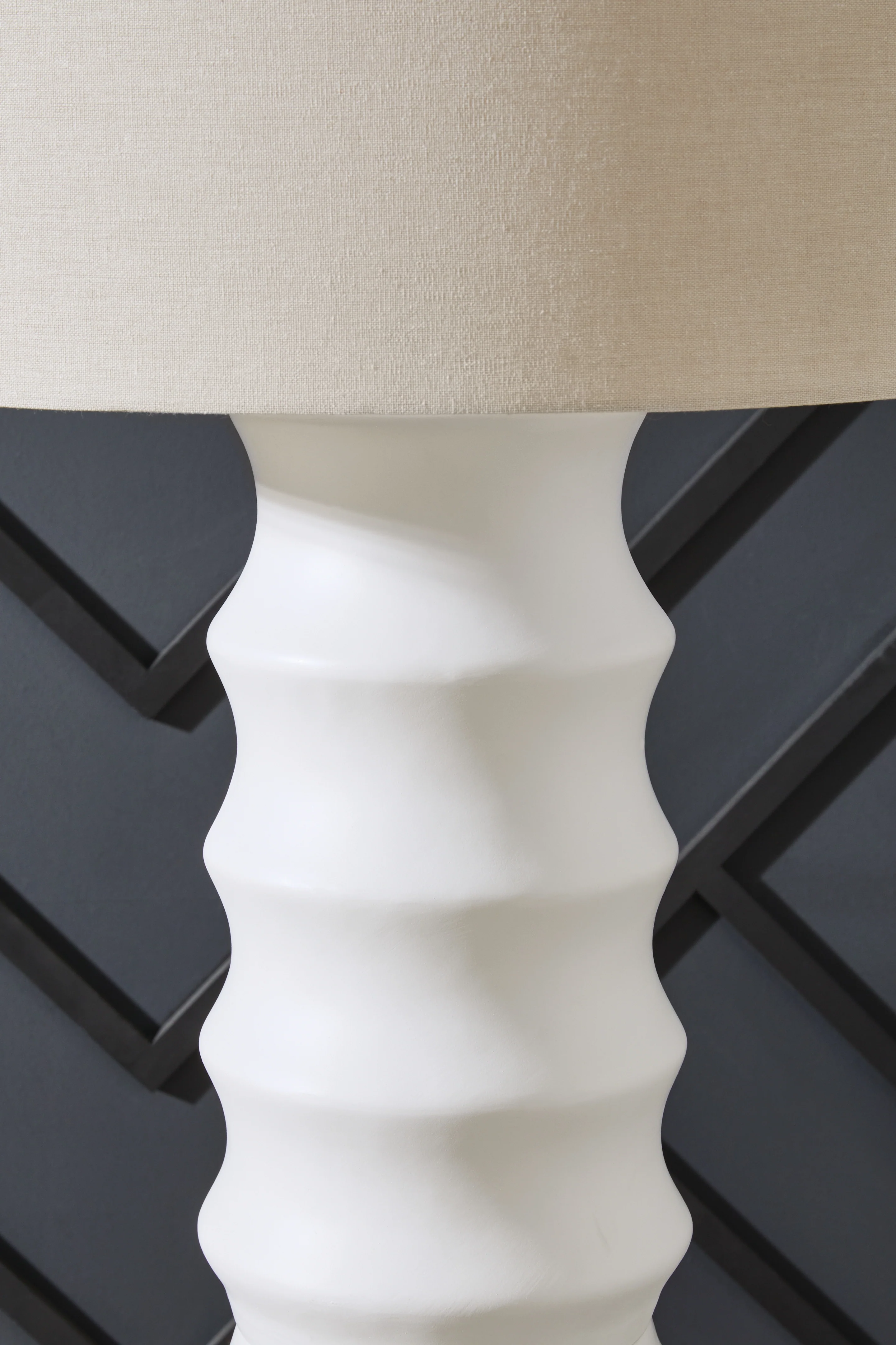 Veraleigh White Floor Lamp - Image 3