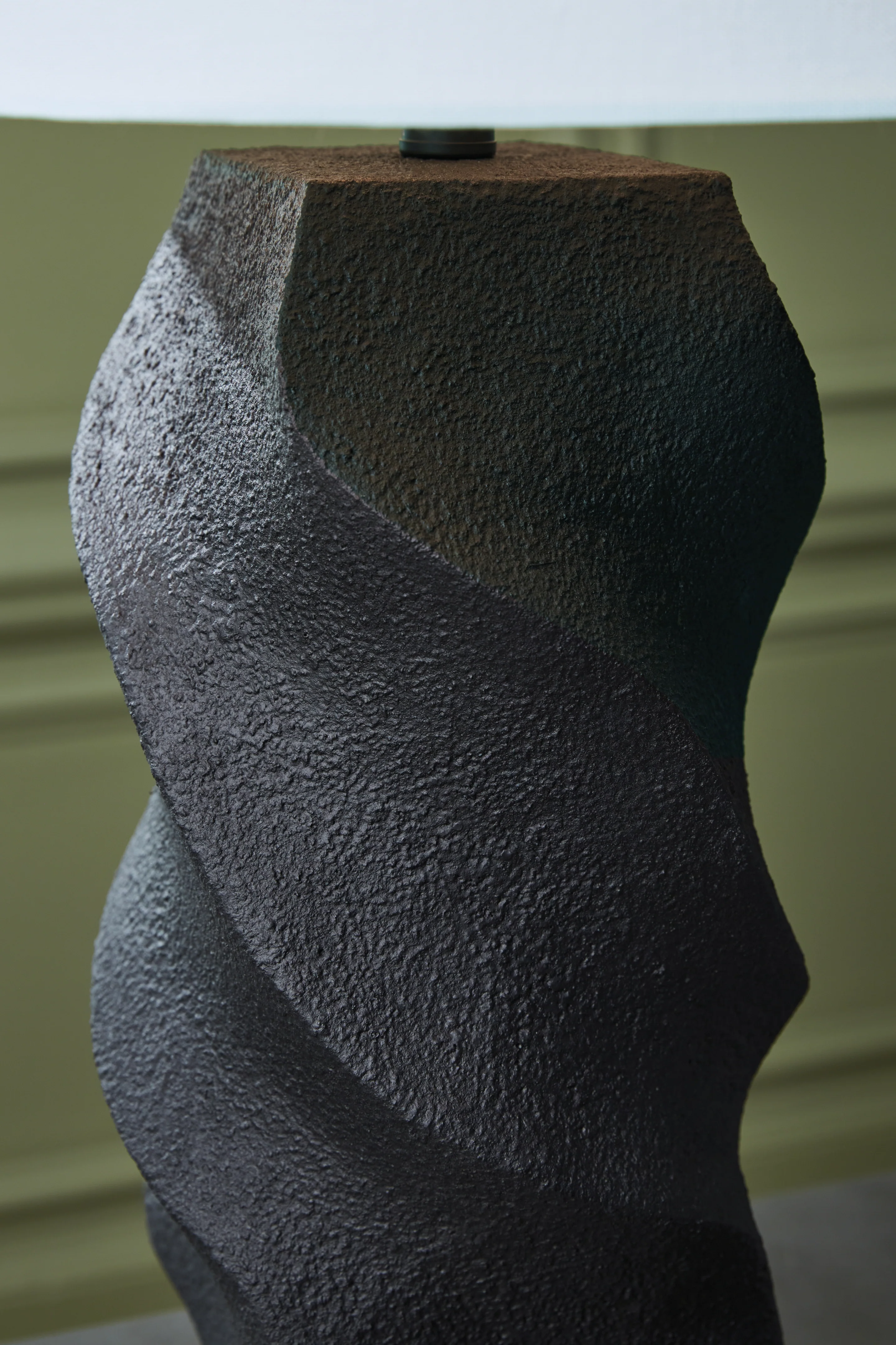 Amillion Black Table Lamp - Image 3