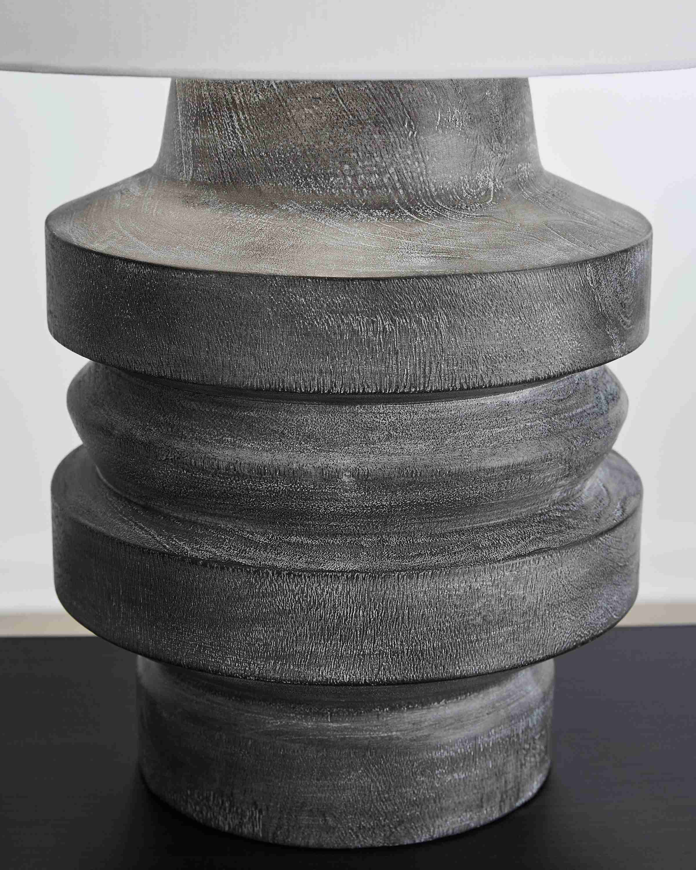 Wahida Distressed Black Table Lamp - Image 3