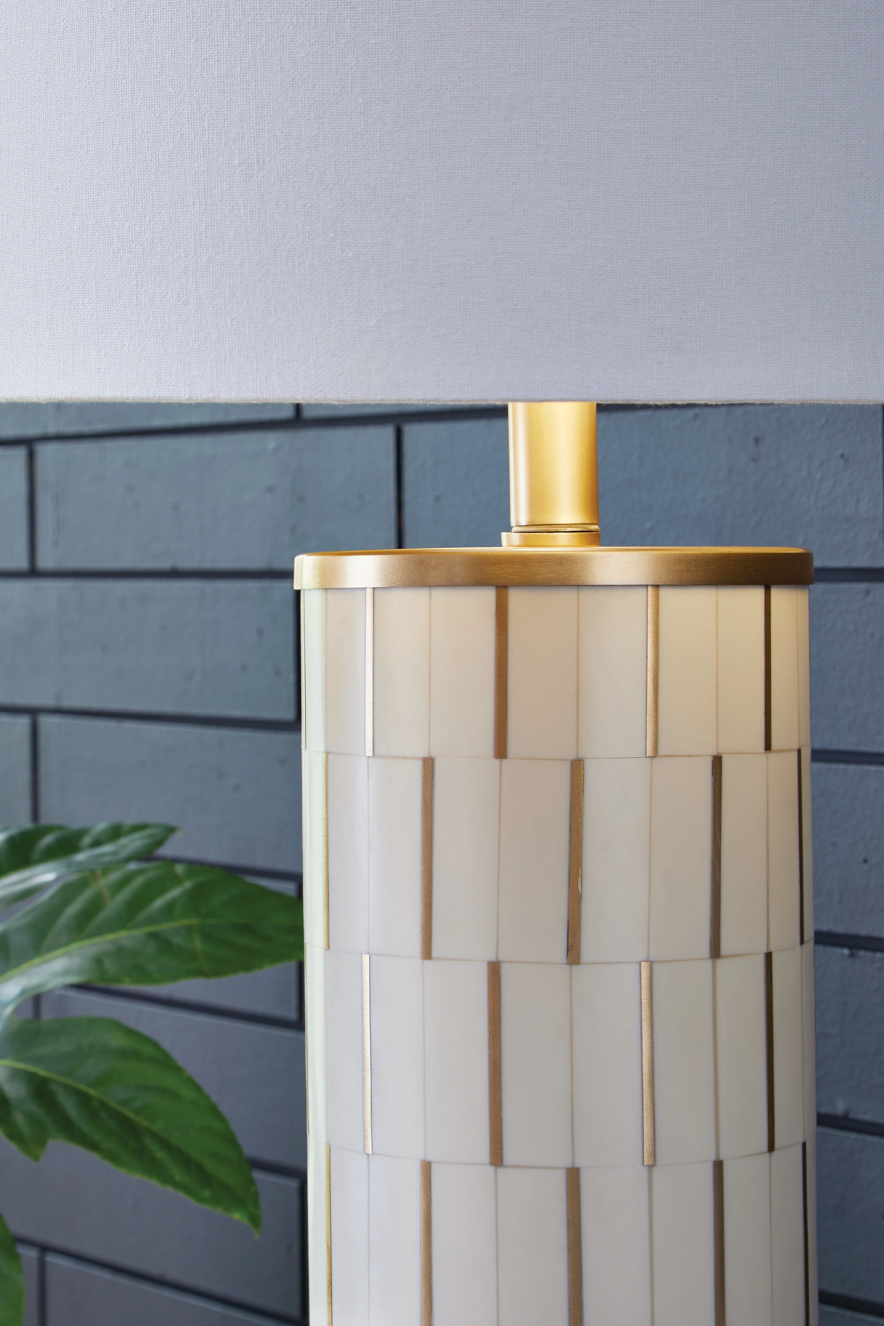 Faridworth White/Gold Finish Table Lamp - Image 3
