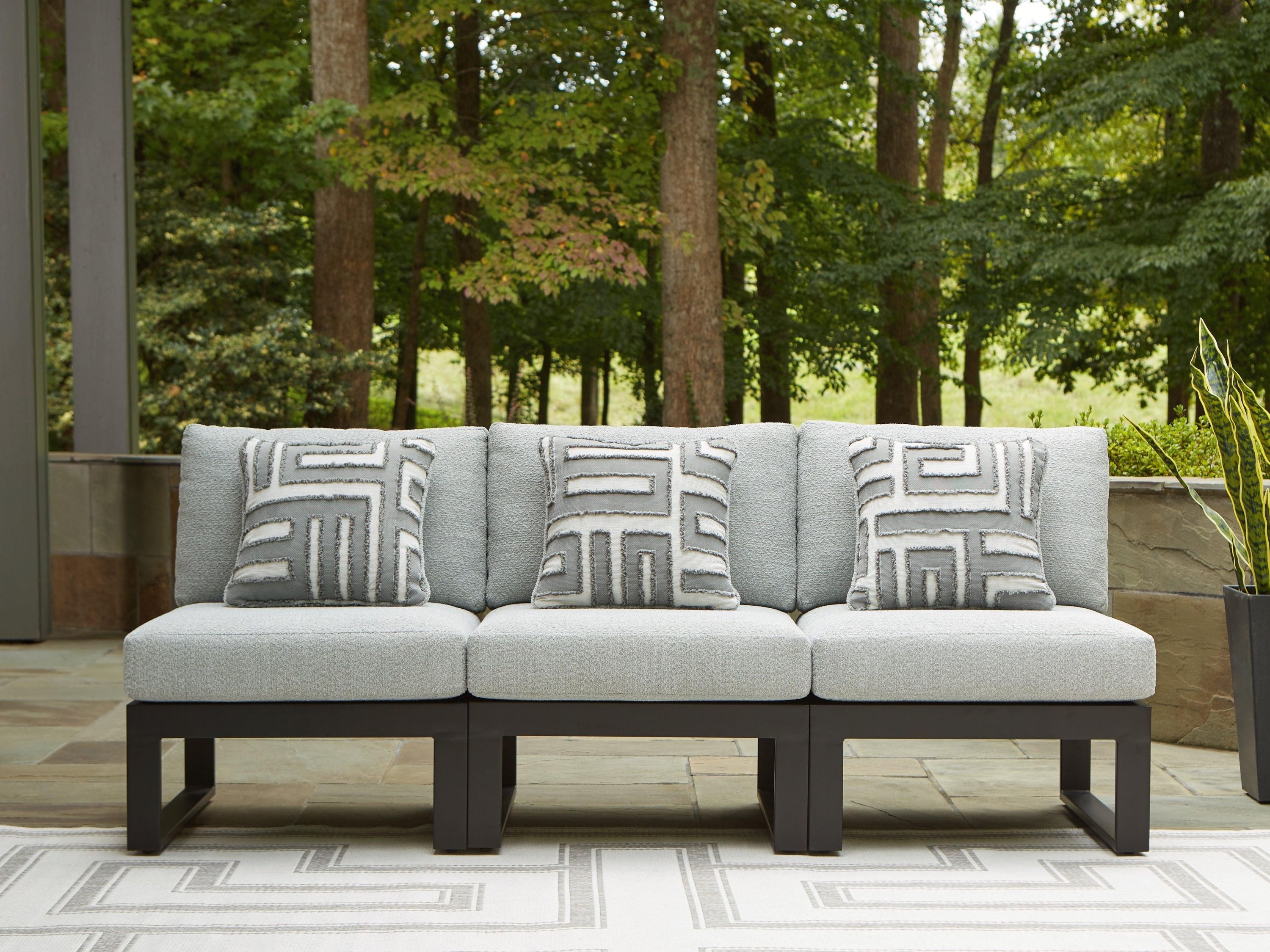 Beachloft Black/Gray 3-Piece Outdoor Sectional - Image 3