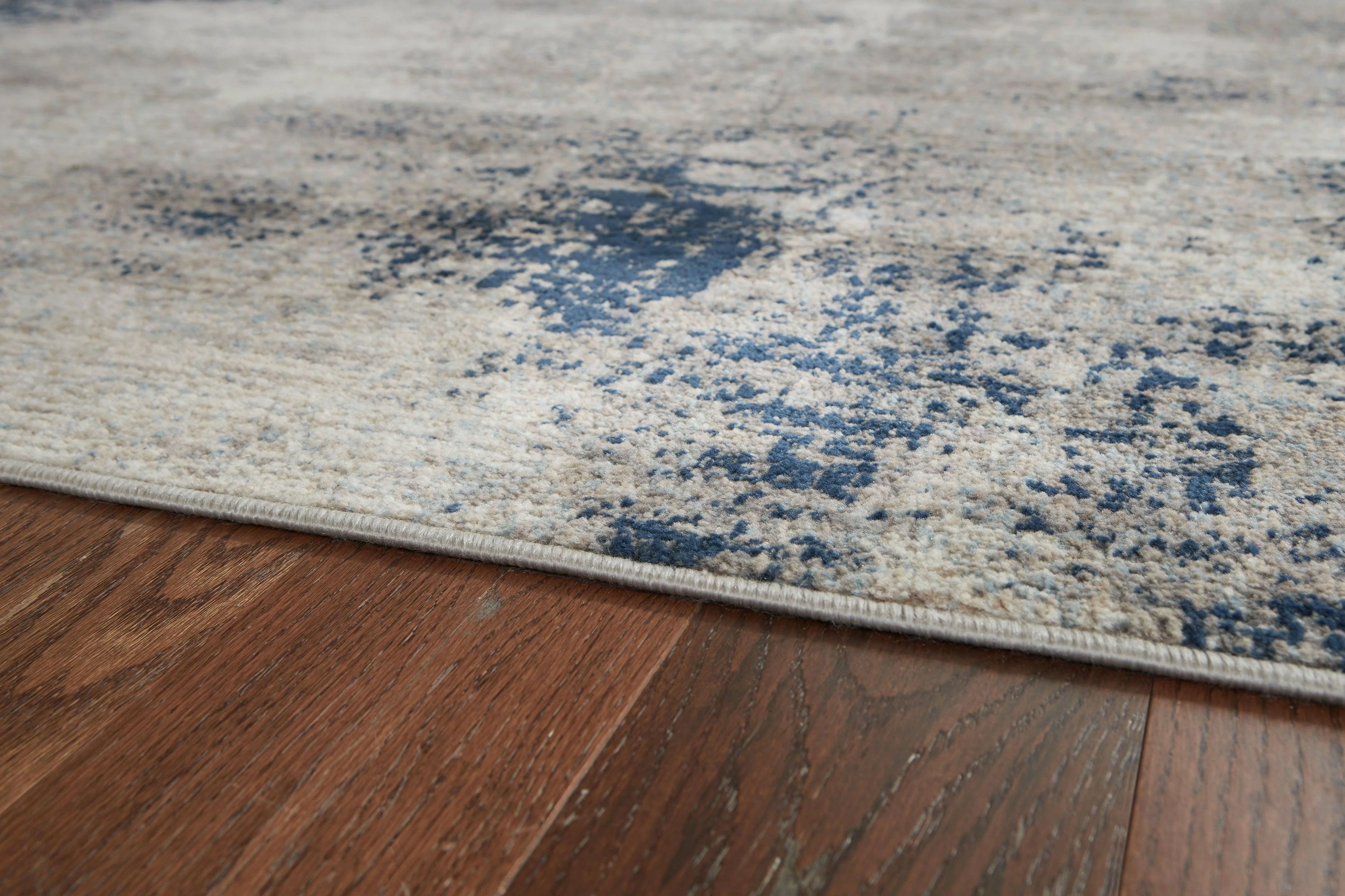 Wrenstow Multi 5'3" X 7'3" Rug - Image 3