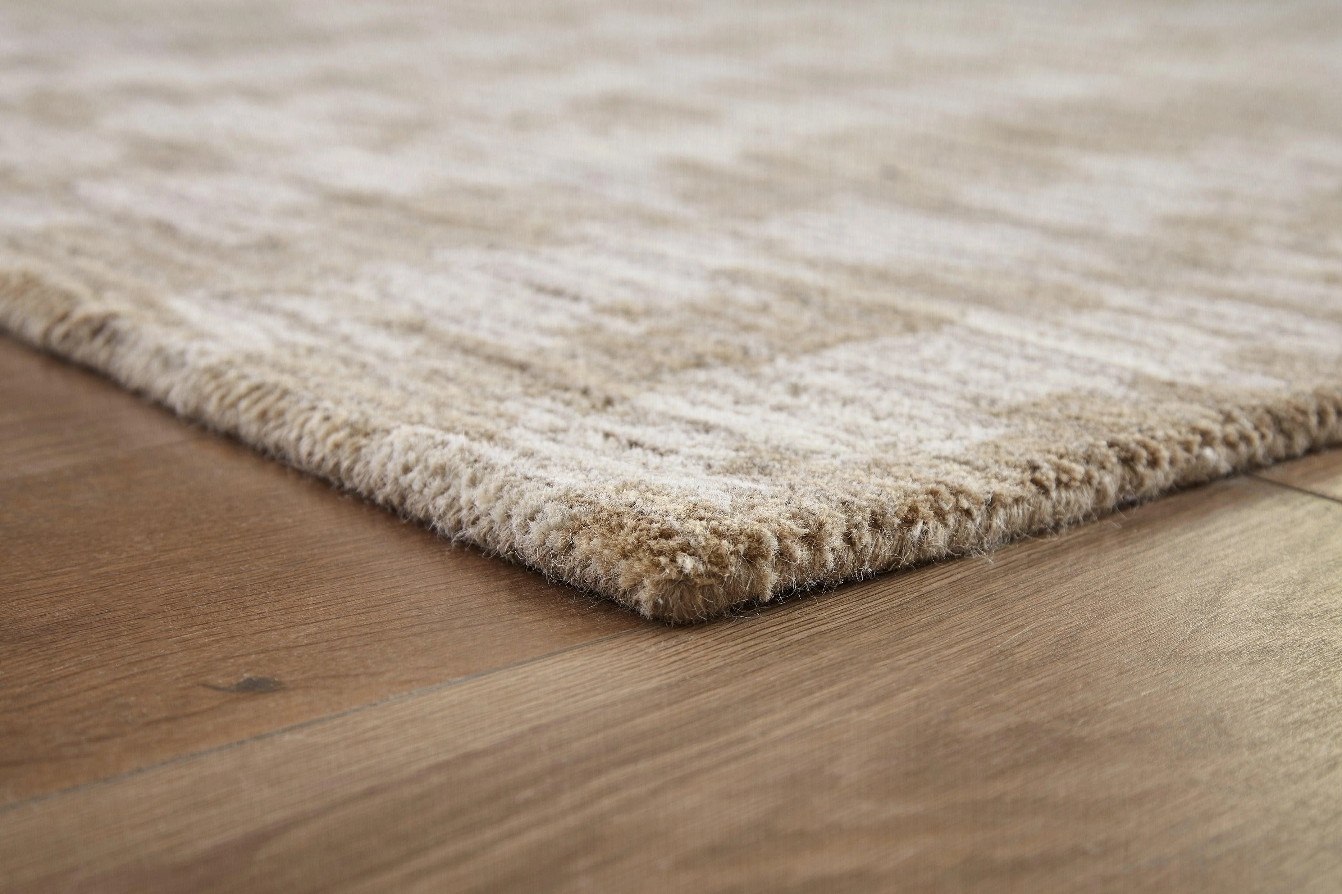 Abanlane Brown Cream 5' X 7' Rug - Image 3