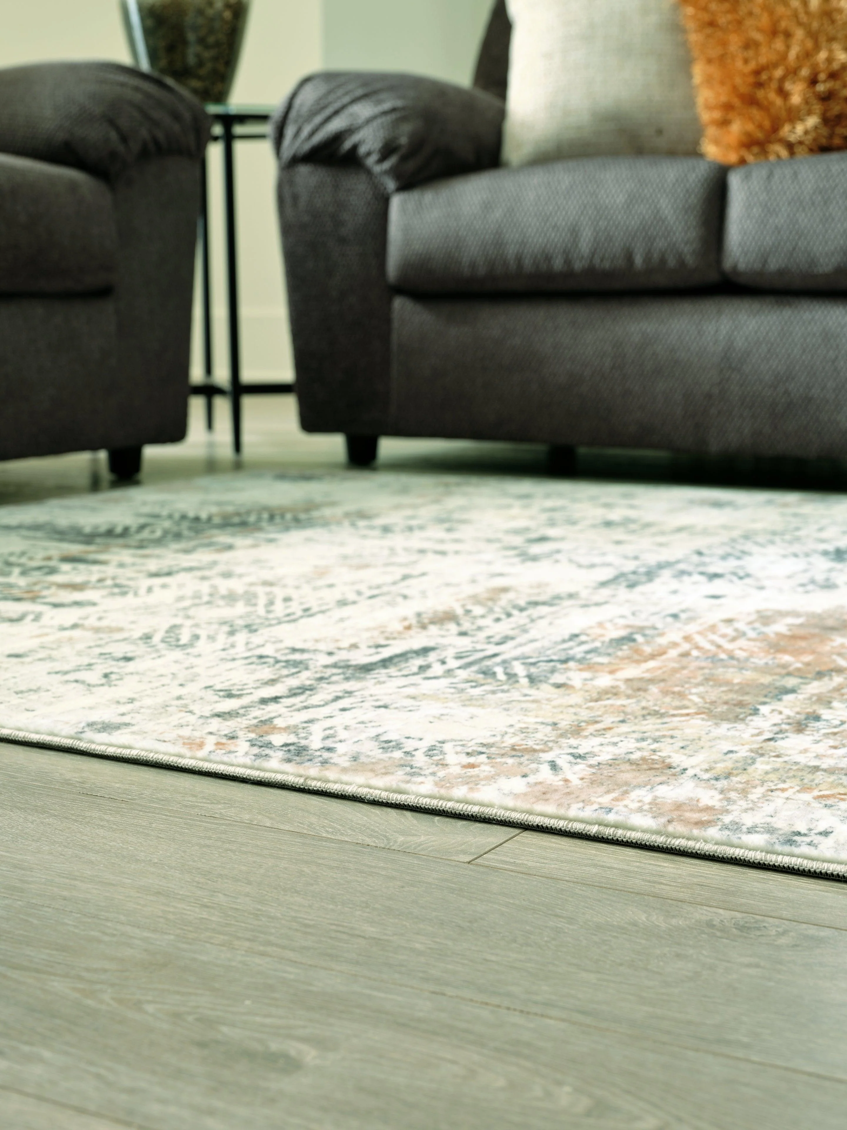 Redlings Multi 7'5" X 9'6" Rug - Image 3