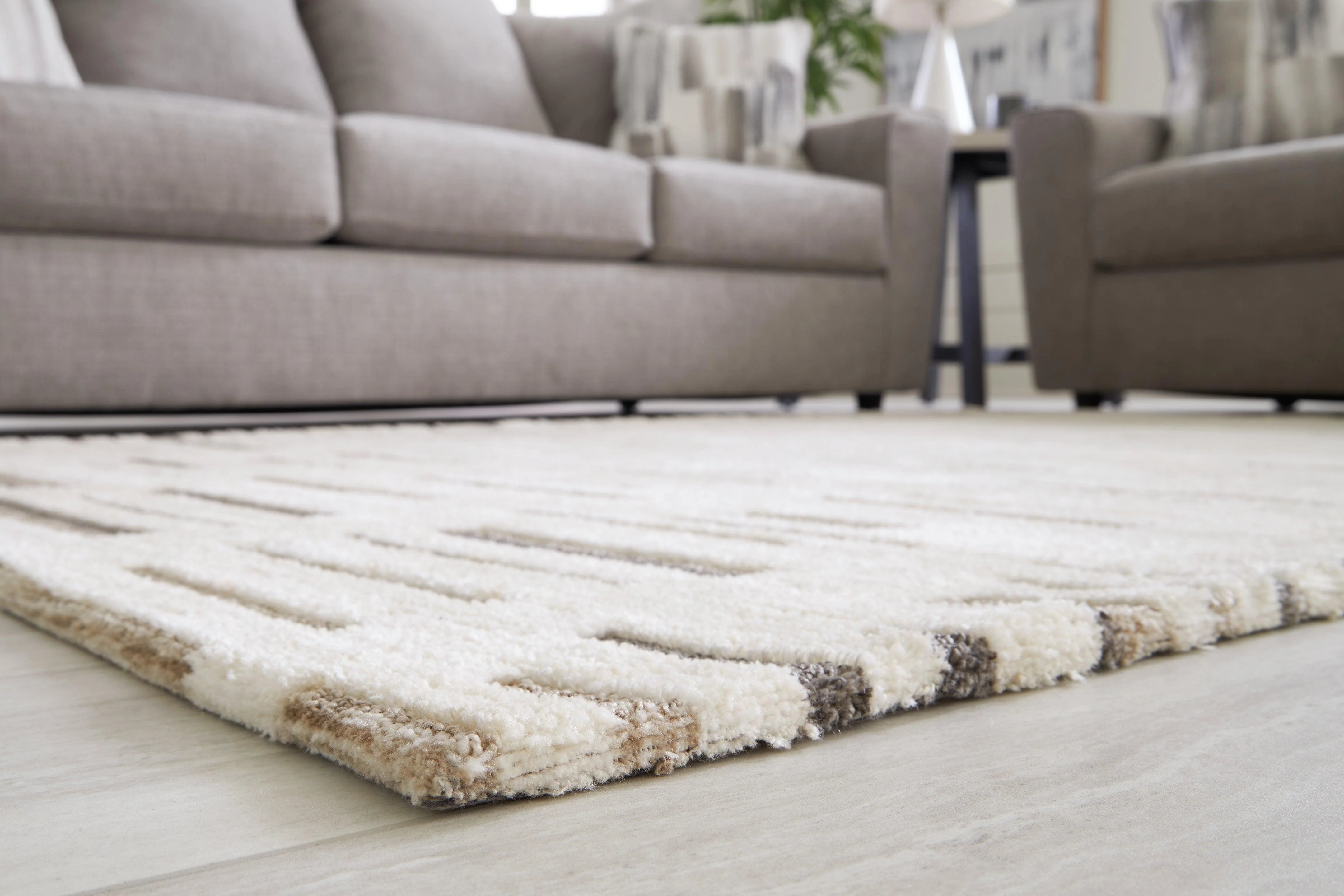 Leesdale Ivory Brown Black 5' X 7' Rug - Image 3
