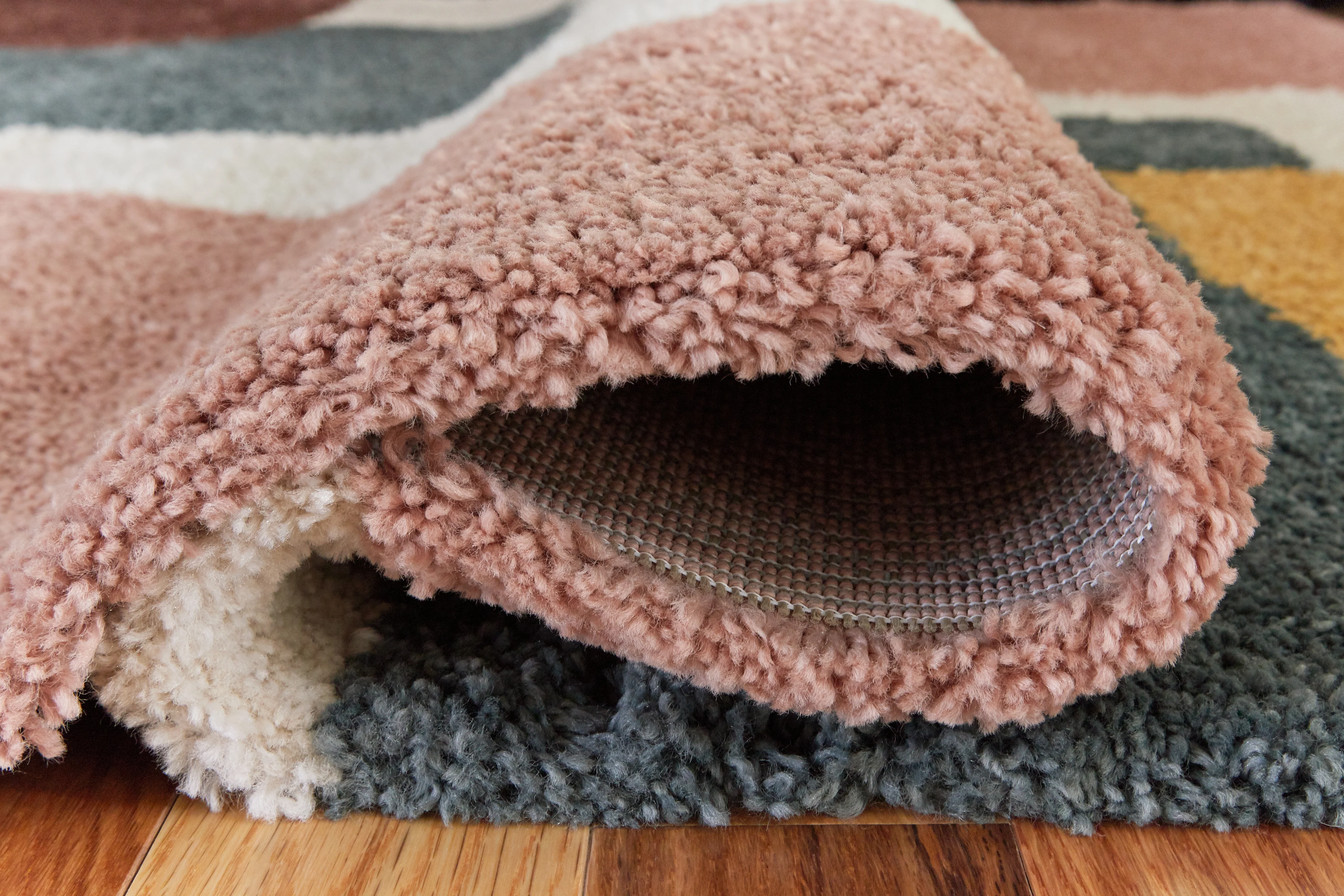 Flynnwick Cream/Pink/Gray 5' x 7' Rug - Image 3