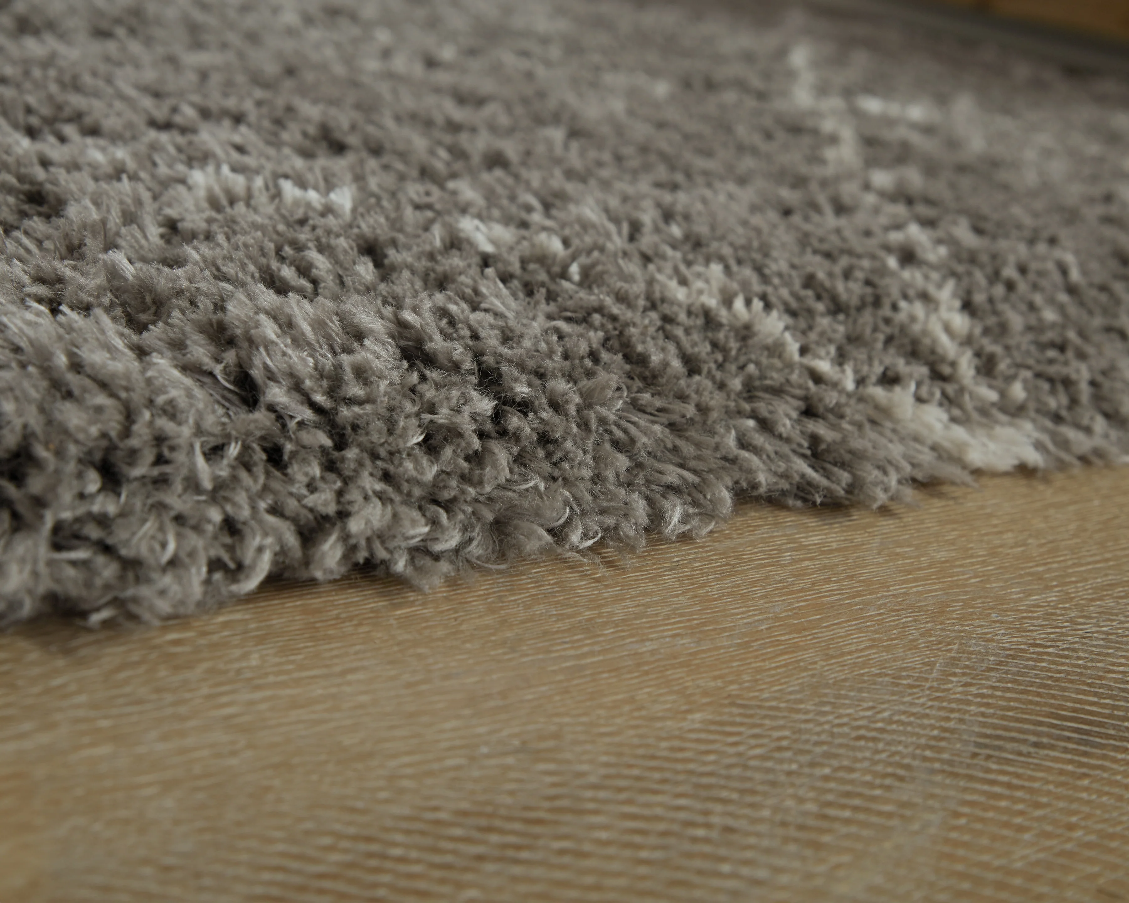 Wrenlow Gray/Cream 5' x 7' Rug - Image 3