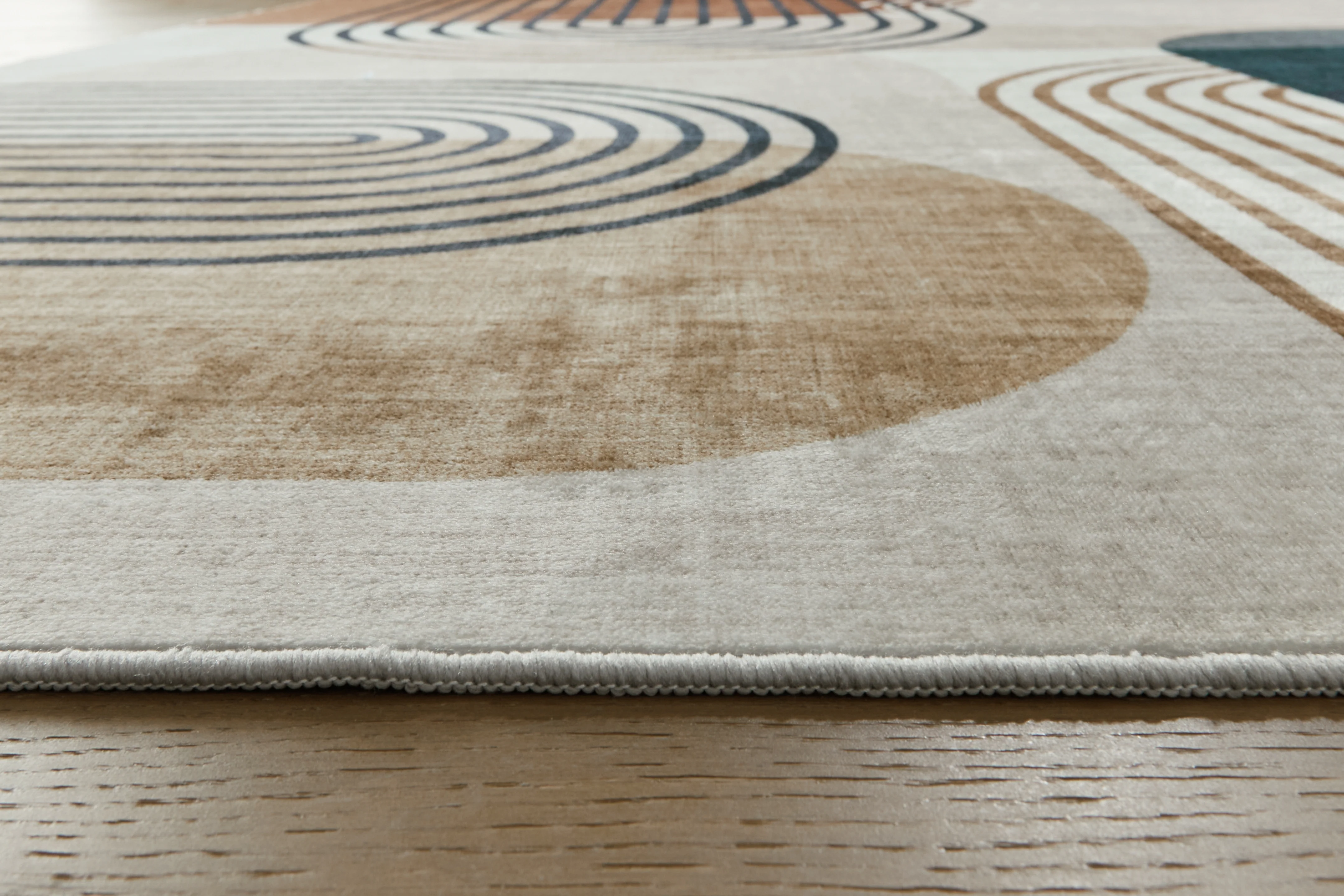 Farrendale Multi Washable 8' x 10' Area Rug - Image 3