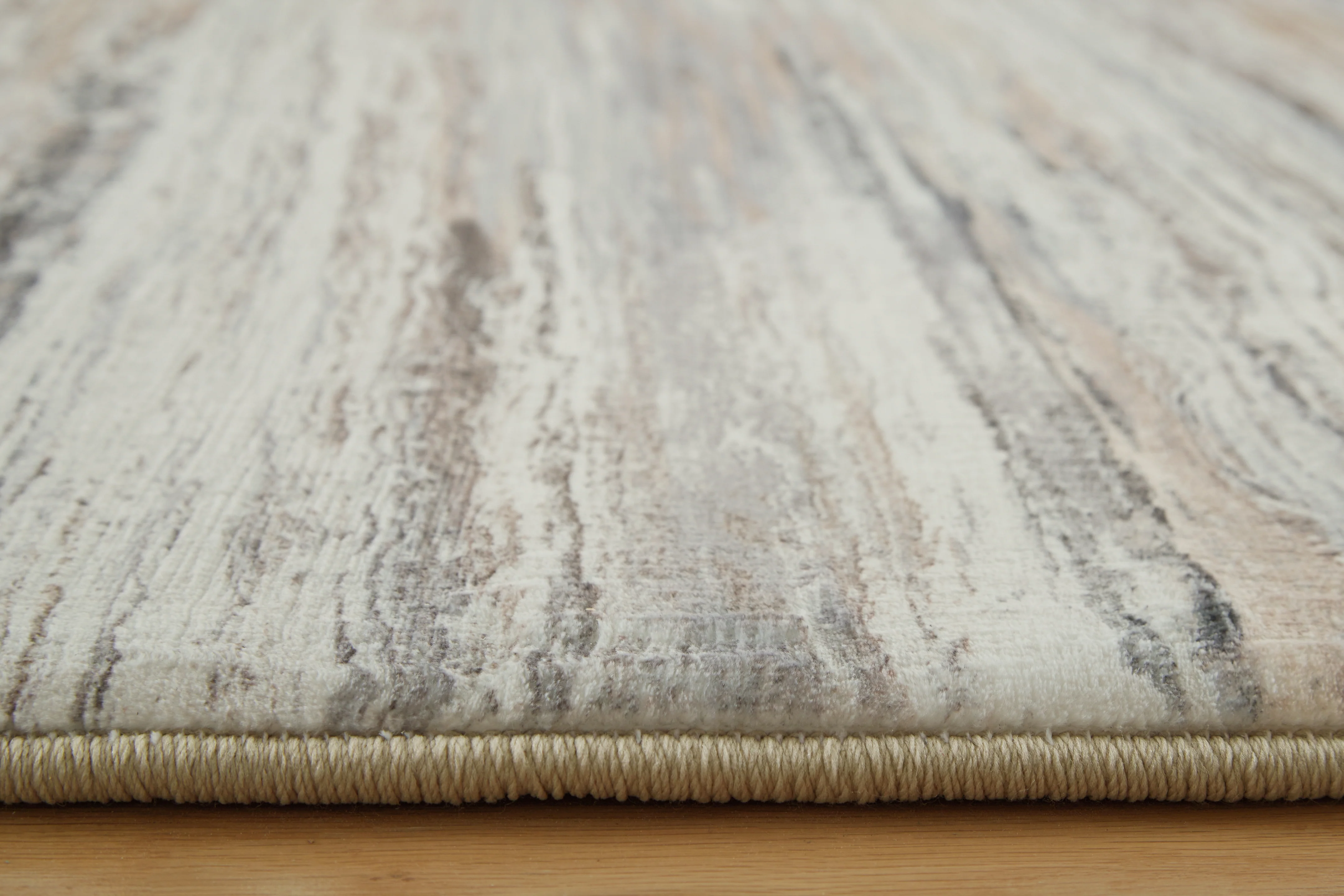 Nace Gray/Brown/White 5' x 7' Memory Foam Area Rug - Image 3