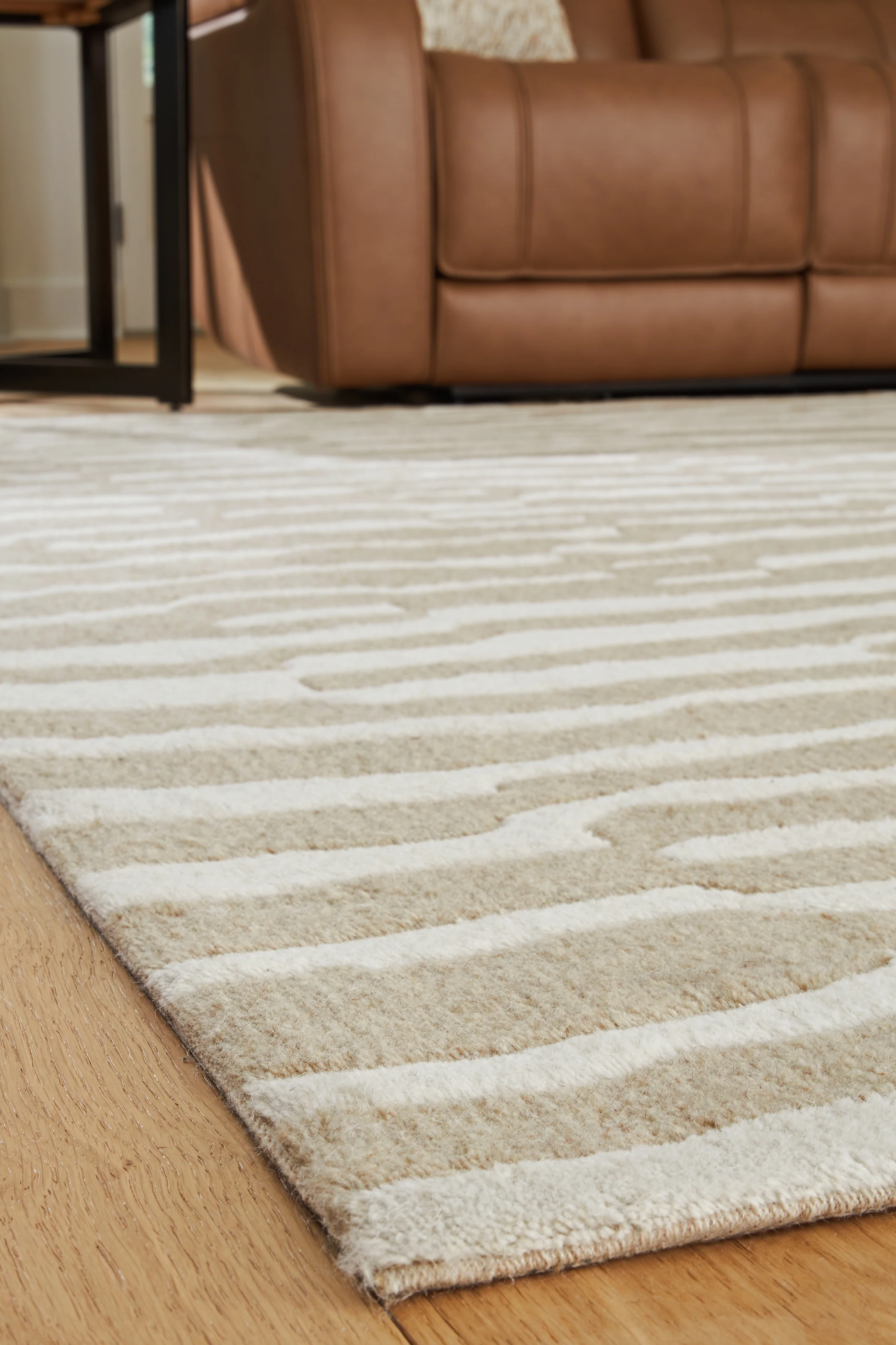 Corrbell Beige/White 7'8" x 10' Area Rug - Image 3