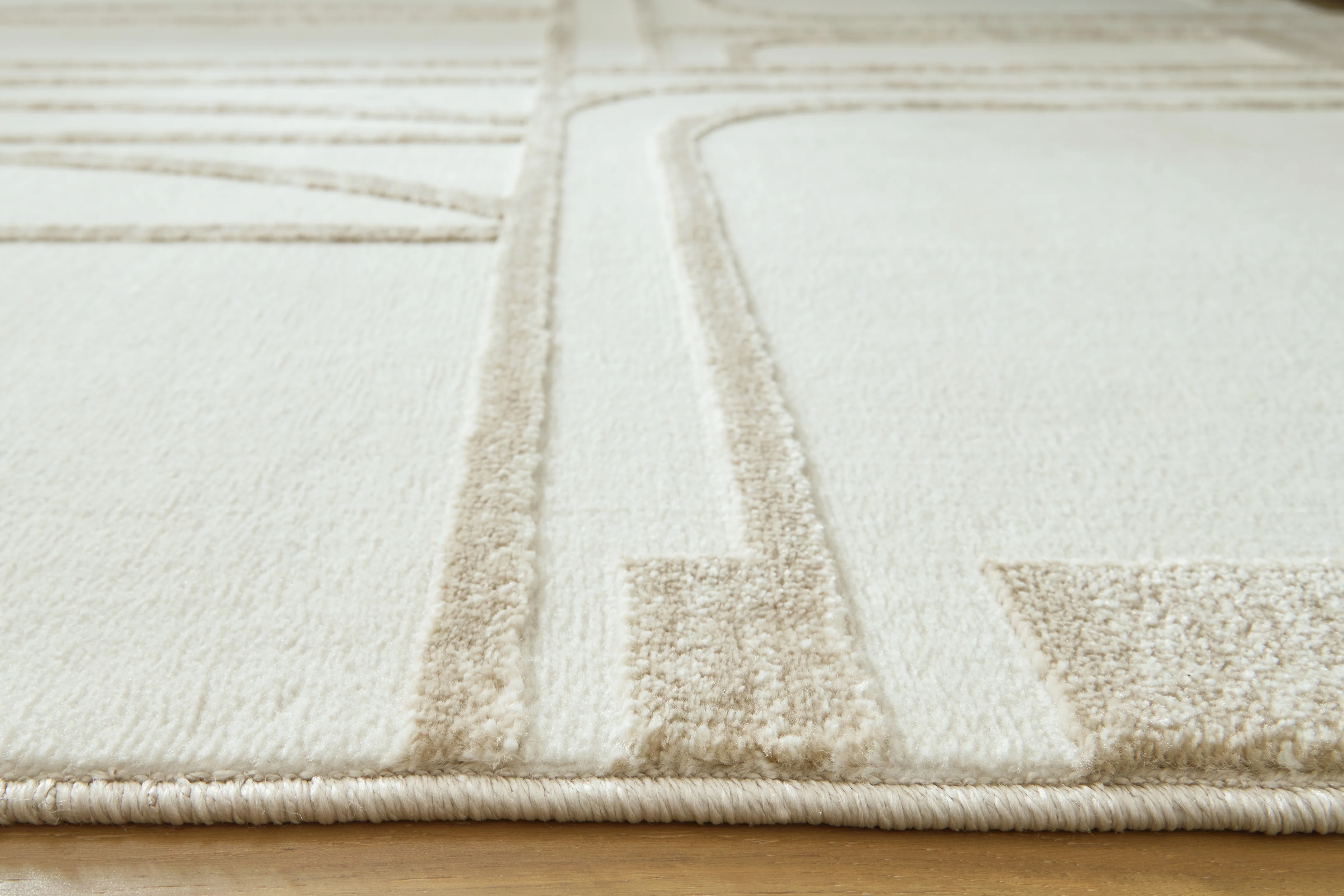 Farongrove Ivory/Beige 7'10" x 10' Area Rug - Image 3