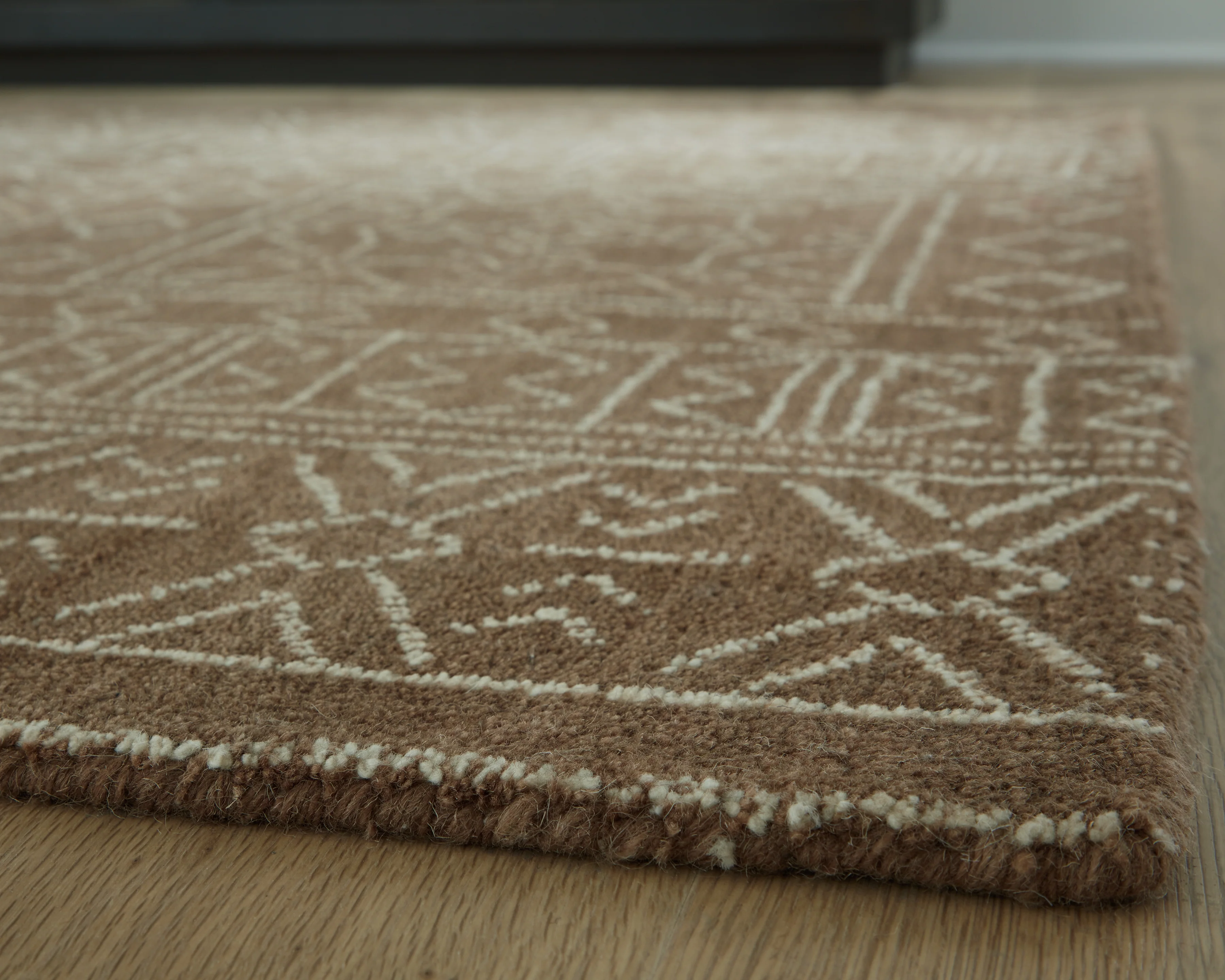 Merrittman Brown/Ivory 5' x 7' Area Rug - Image 3