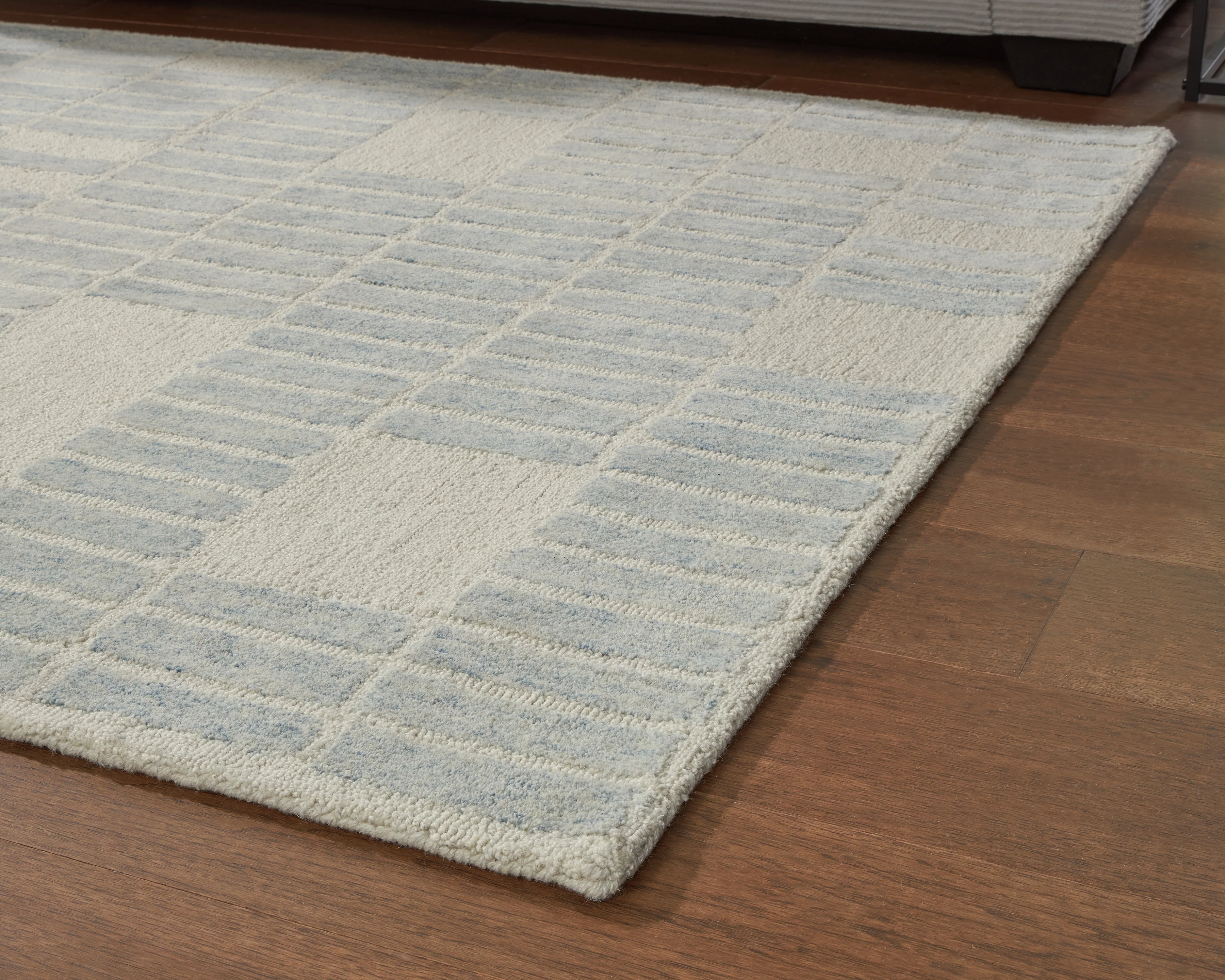 Dylanton Ivory/Blue 7'8" x 10' Area Rug - Image 3