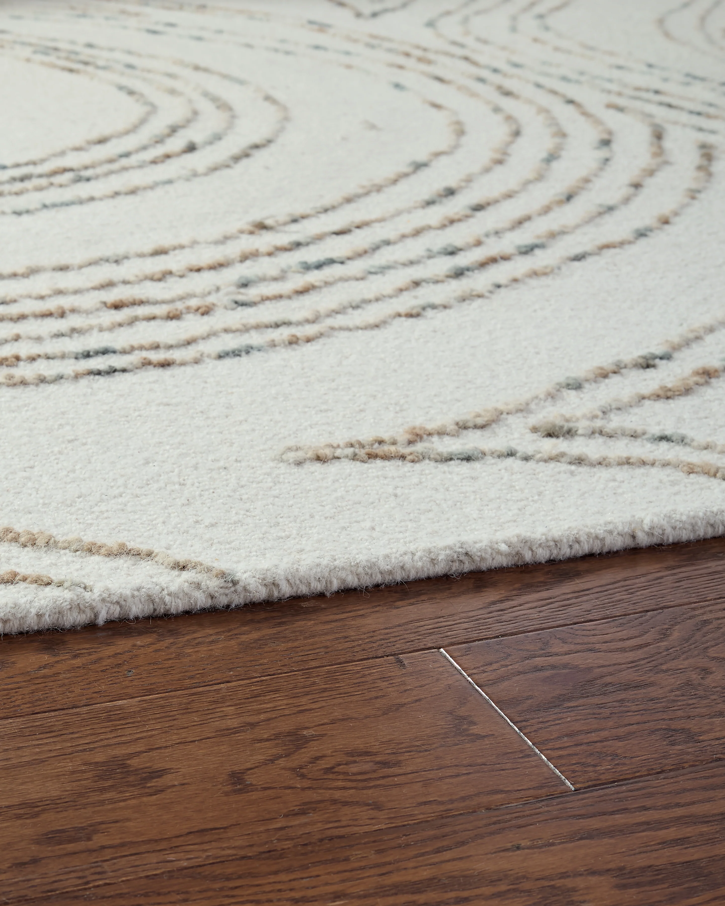 Deenbury Ivory/Green/Brown 7'8" x 10' Area Rug - Image 3
