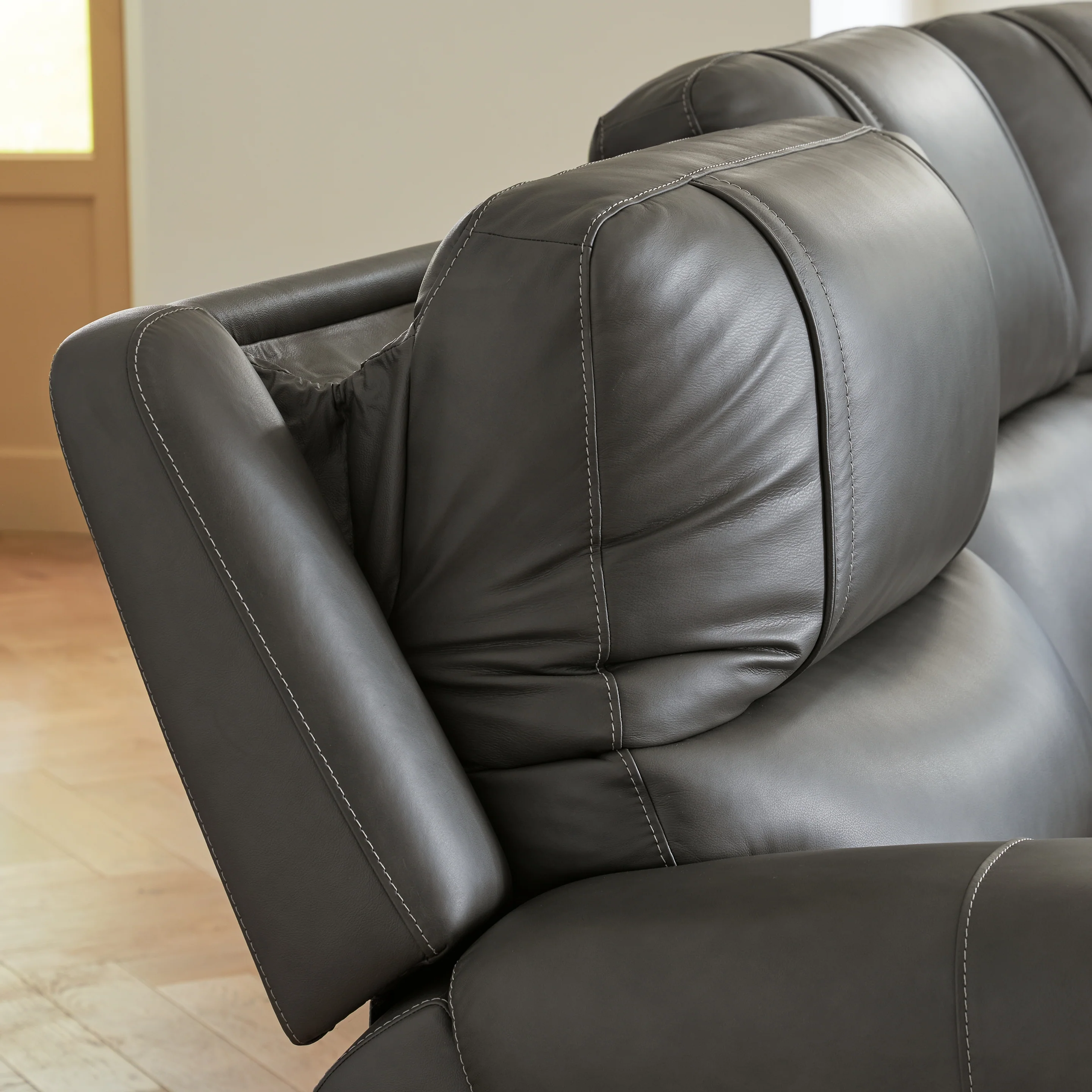 5Z - Pittson Anchor Leather 3-Piece Power Sectional Reclining Sofa - Image 3