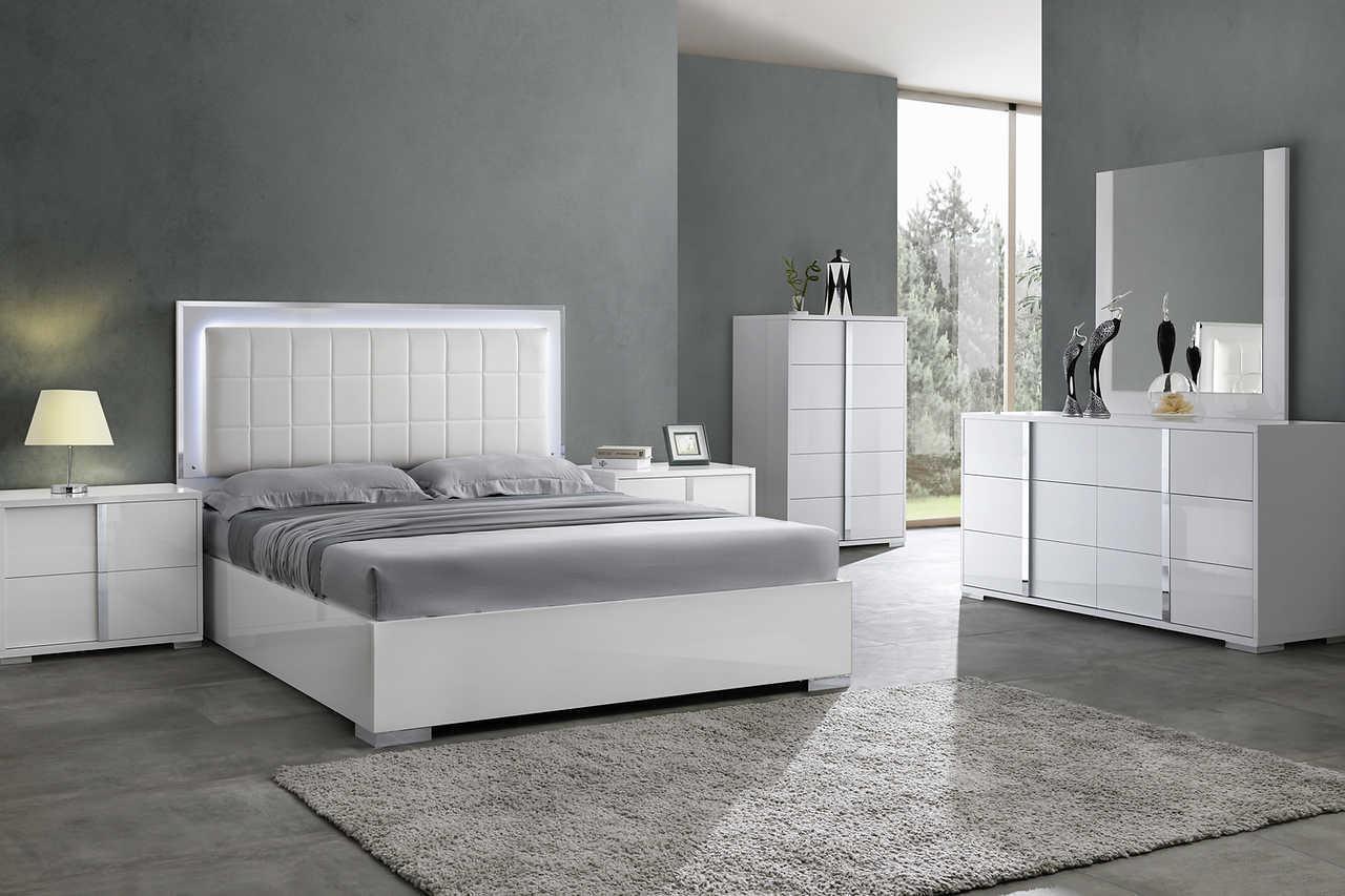 Beverly White Faux Leather LED Platform Bedroom Set