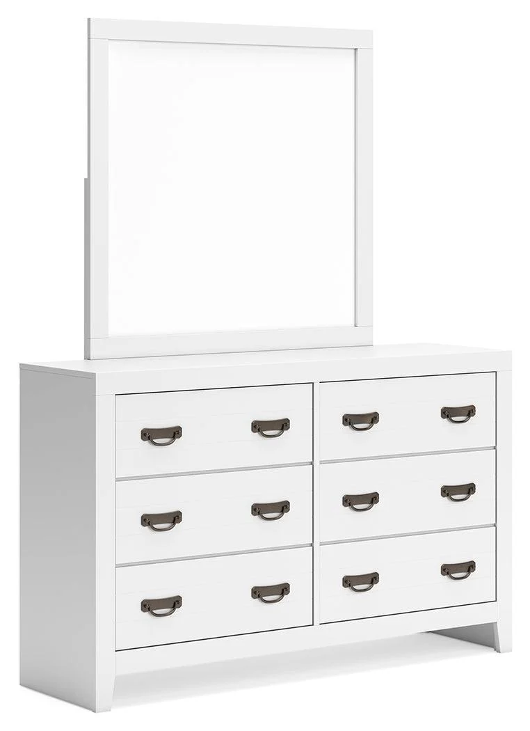 Binterglen White Dresser And Mirror - Image 2