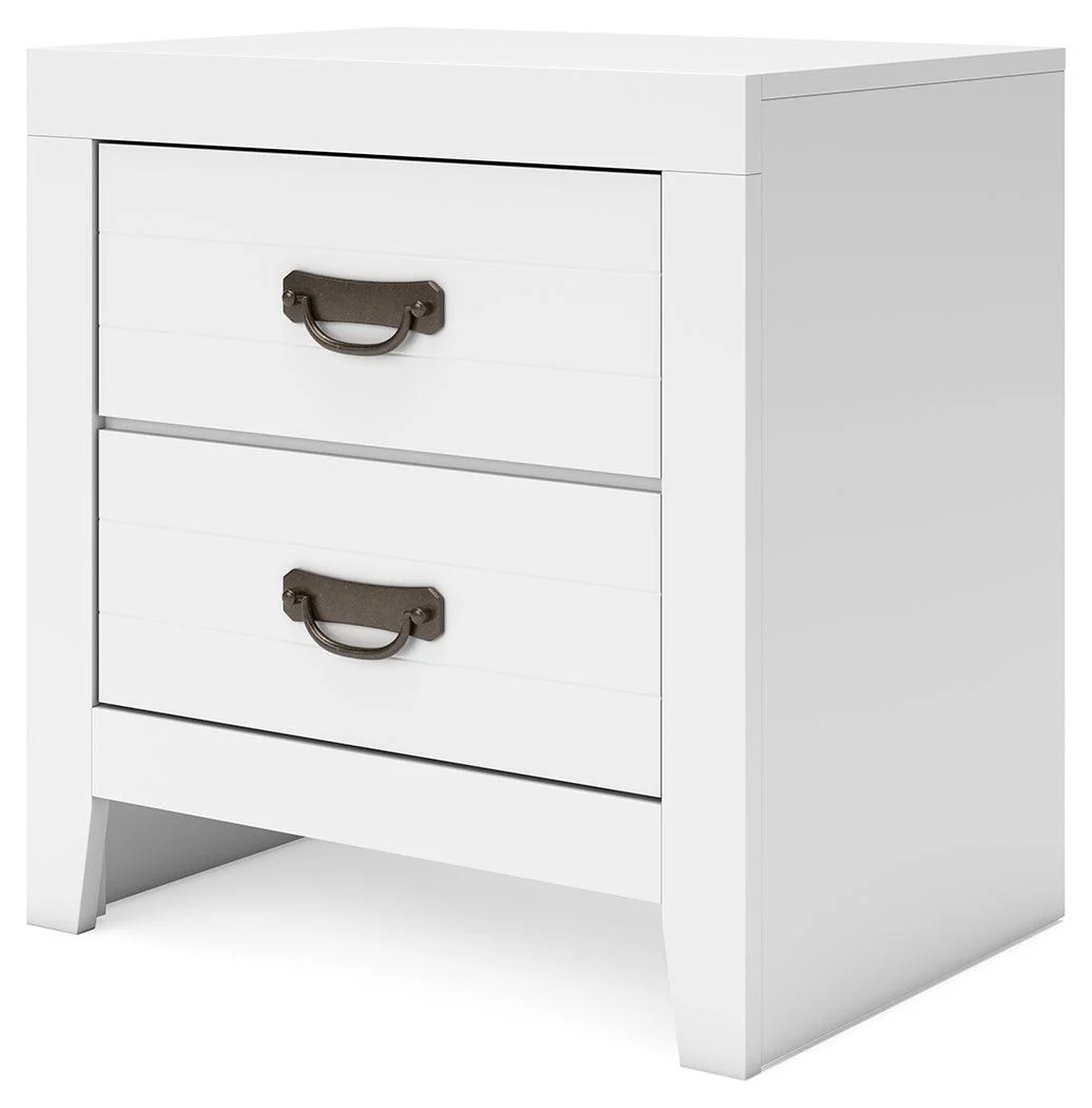 Binterglen White Nightstand - Image 3