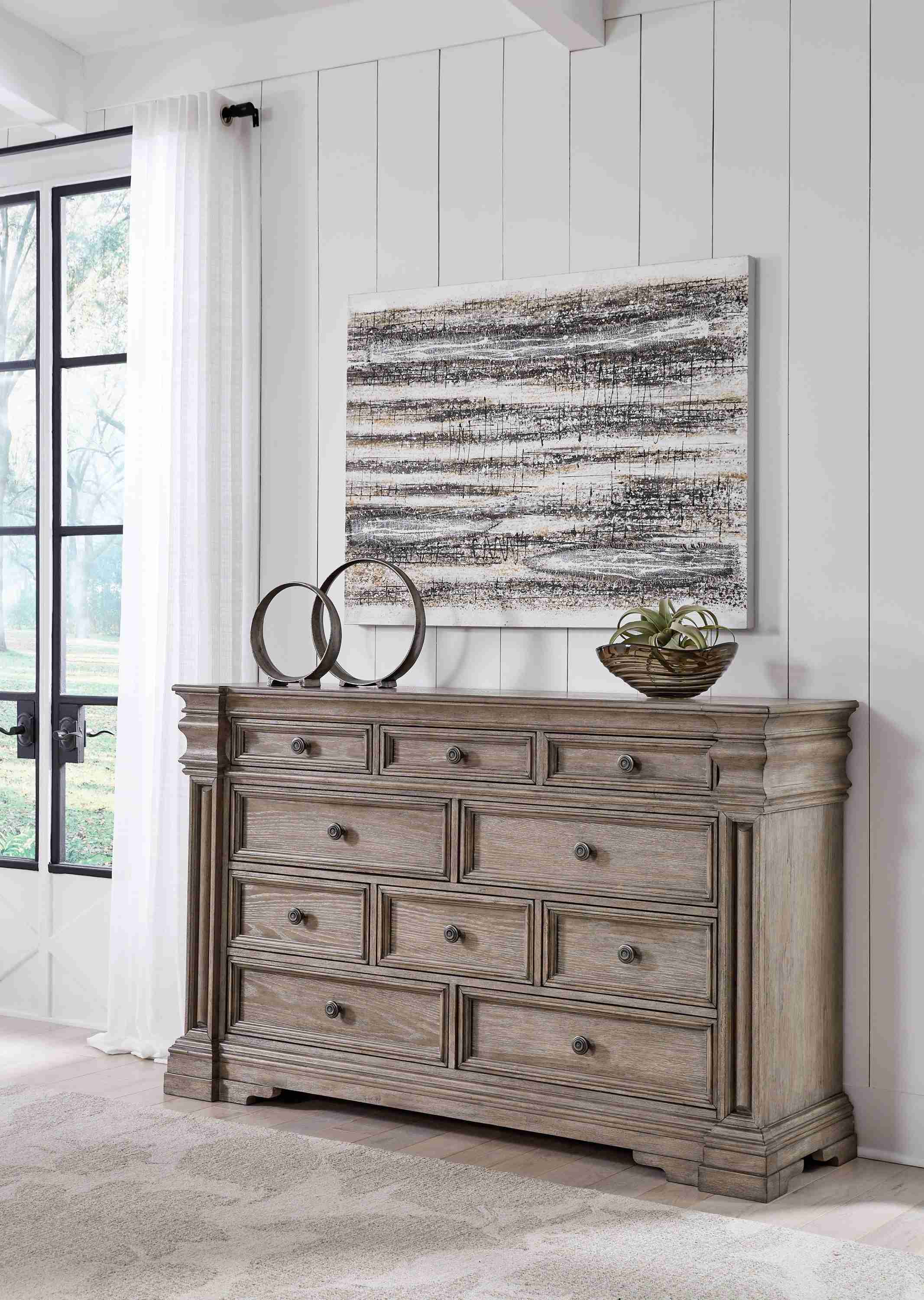 Blairhurst Light Grayish Brown Dresser - Image 3