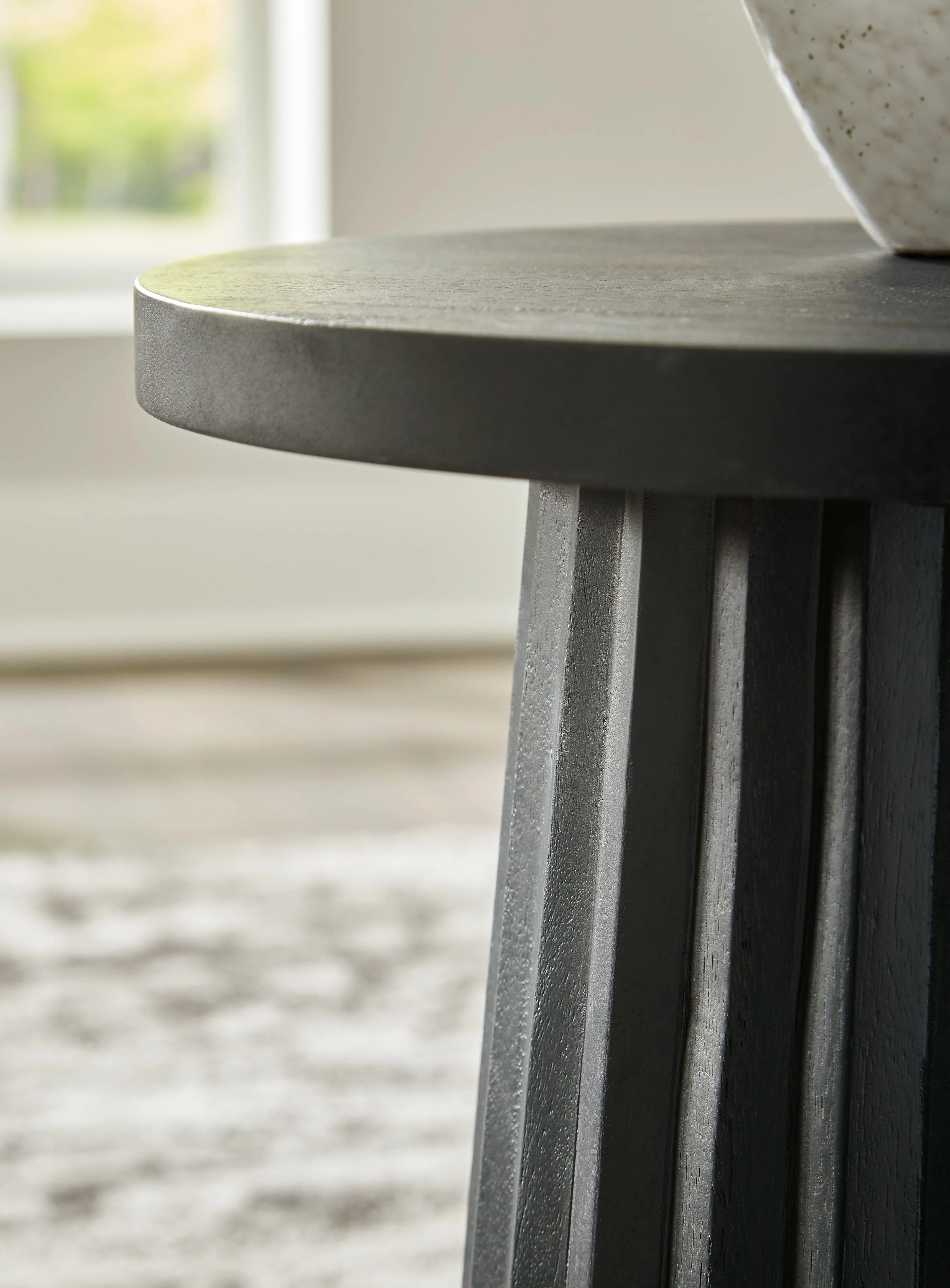 Ceilby Black Accent Table - Image 3