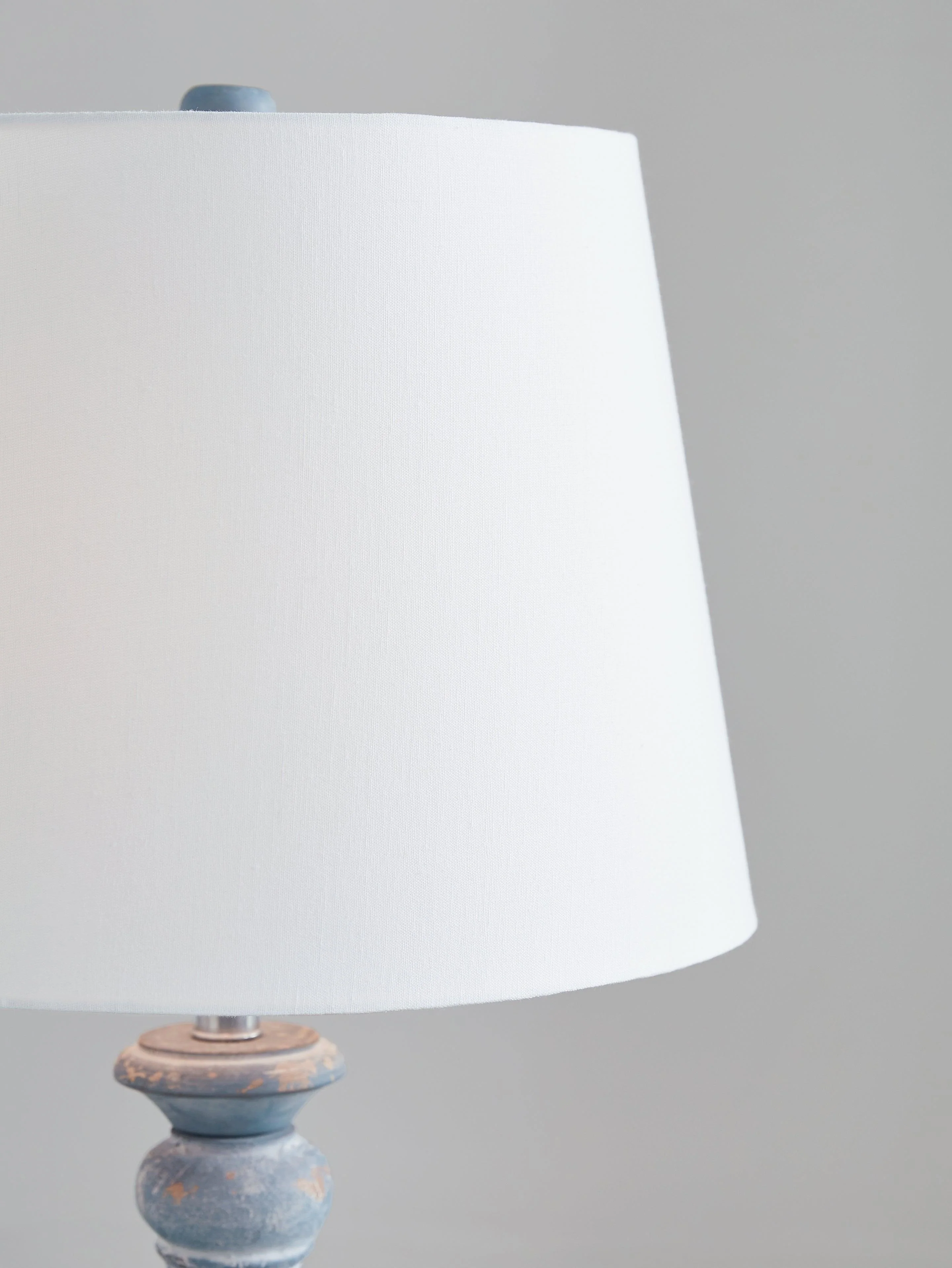 Cylerick Antique Blue Table Lamp - Image 3