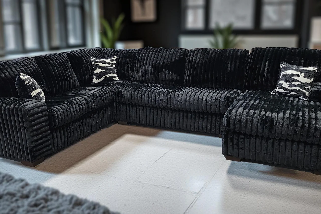 Austin Black 3-Piece Sectional - Image 1