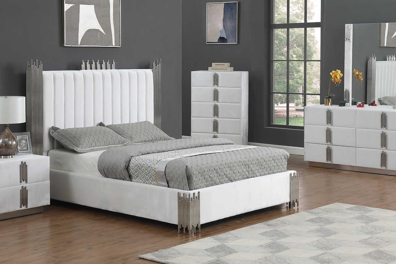 Token White Upholstered Panel Bedroom Set - Image 1