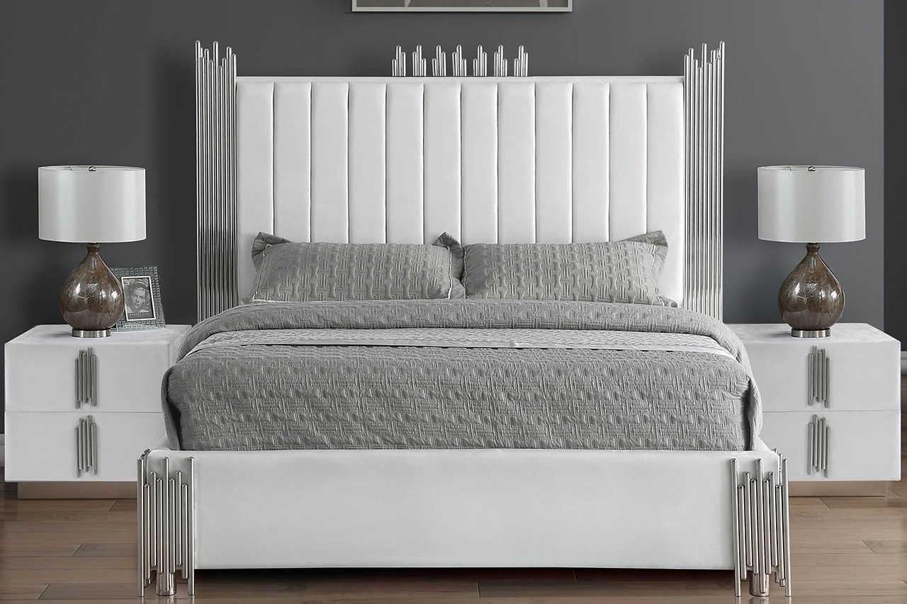 Token White Platform King Bed - Image 1