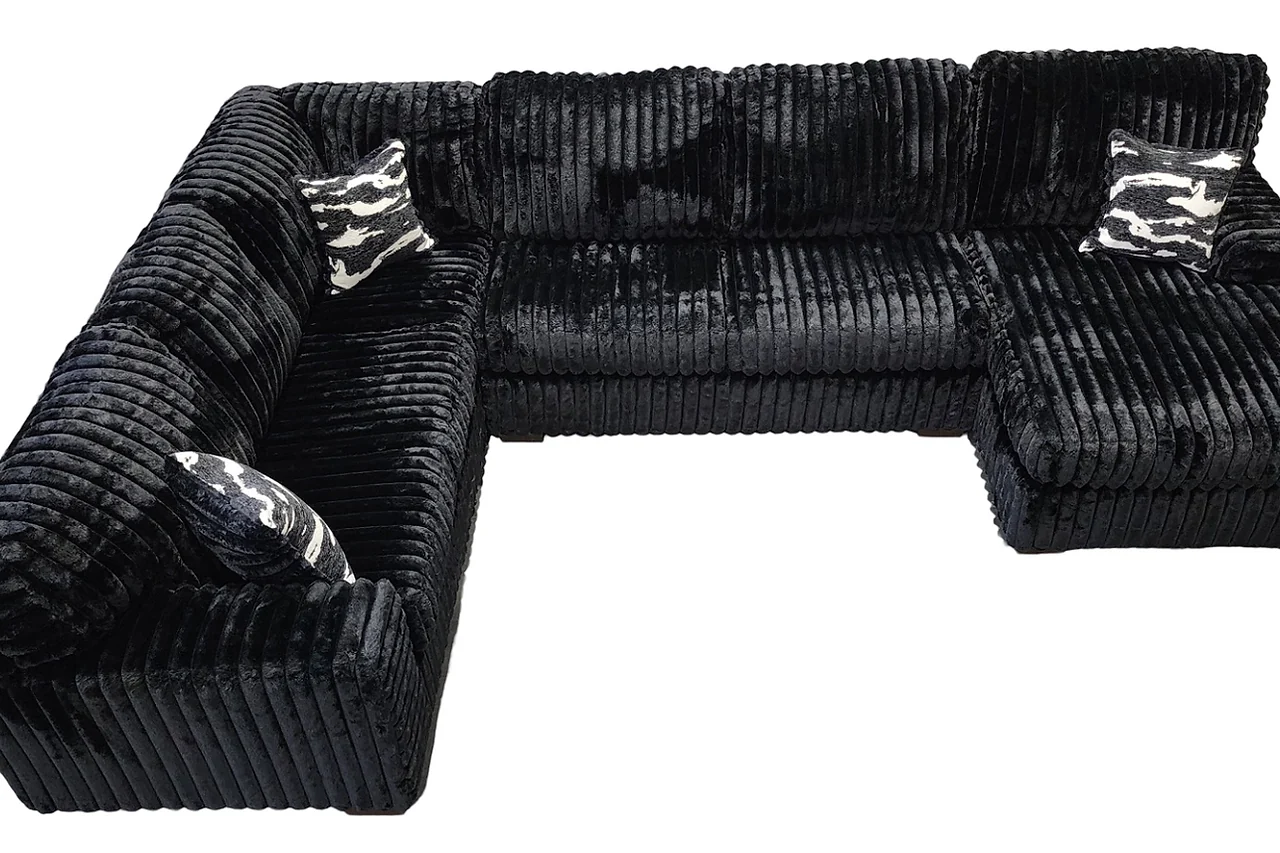 Austin Black 3-Piece Sectional - Image 3