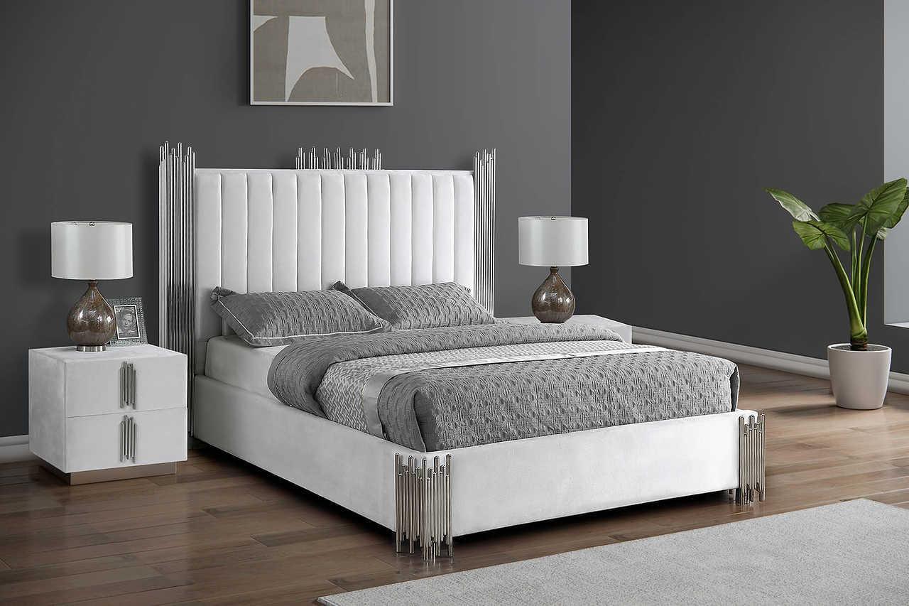 Token White Platform King Bed - Image 3