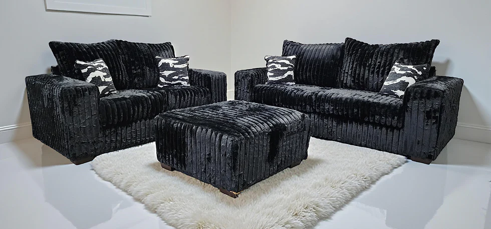 Texan Oversize Black Living Room Set - Image 1